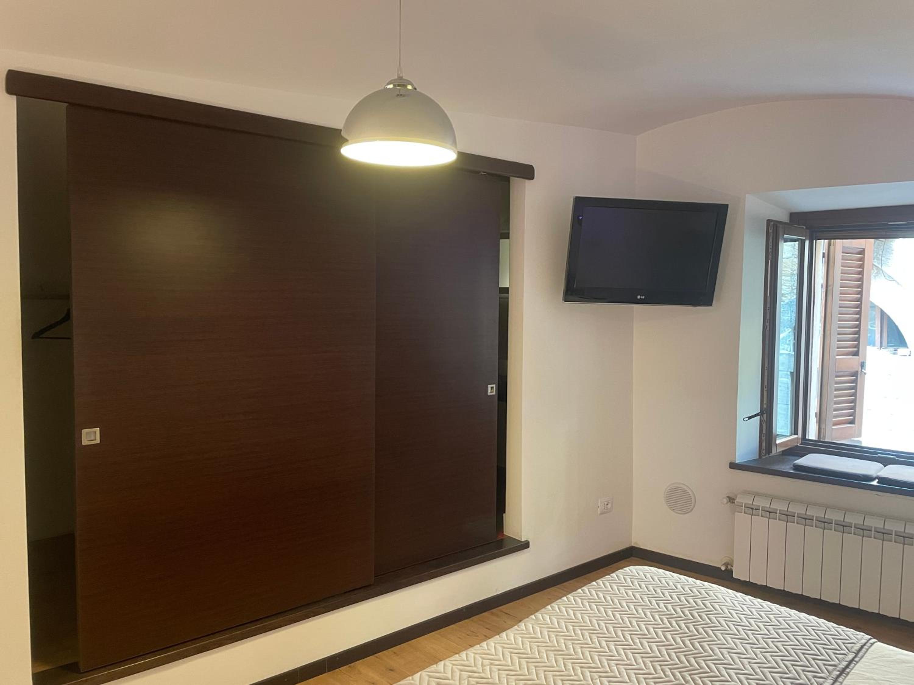 One-Bedroom Apartment - Photo 31
