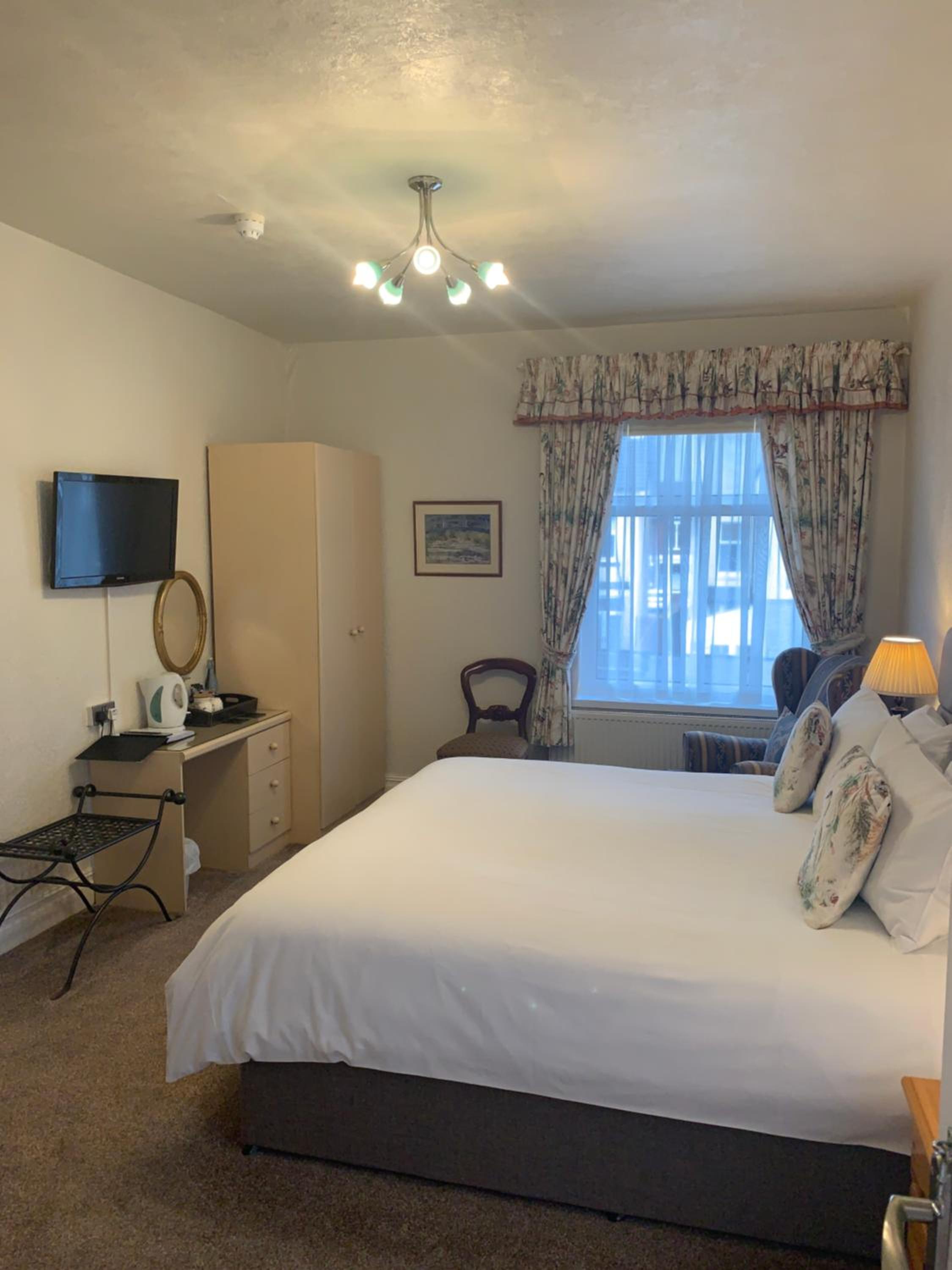Superior King Room photo 2