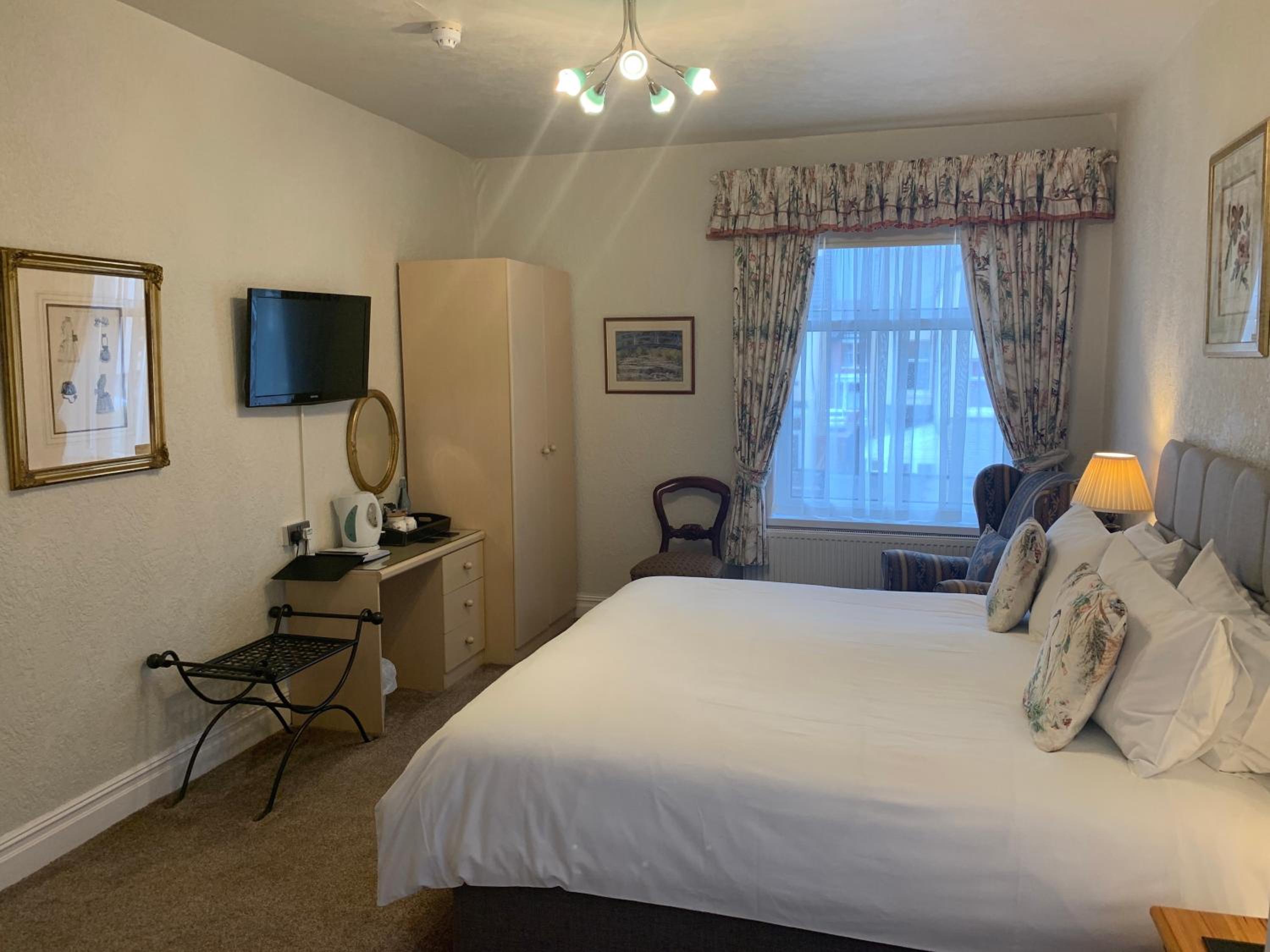 Superior King Room photo 3
