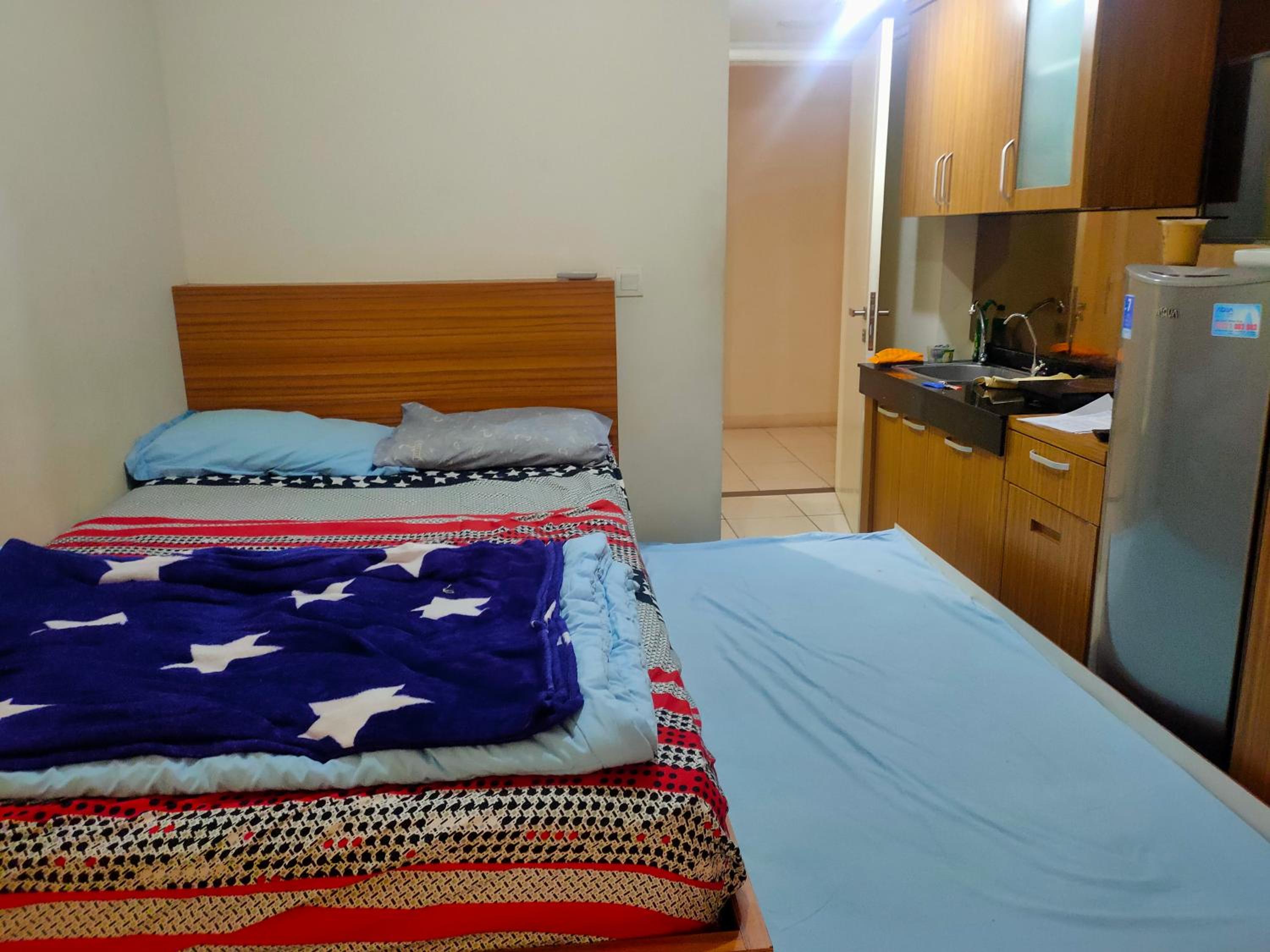 One-Bedroom Apartment - Photo 1