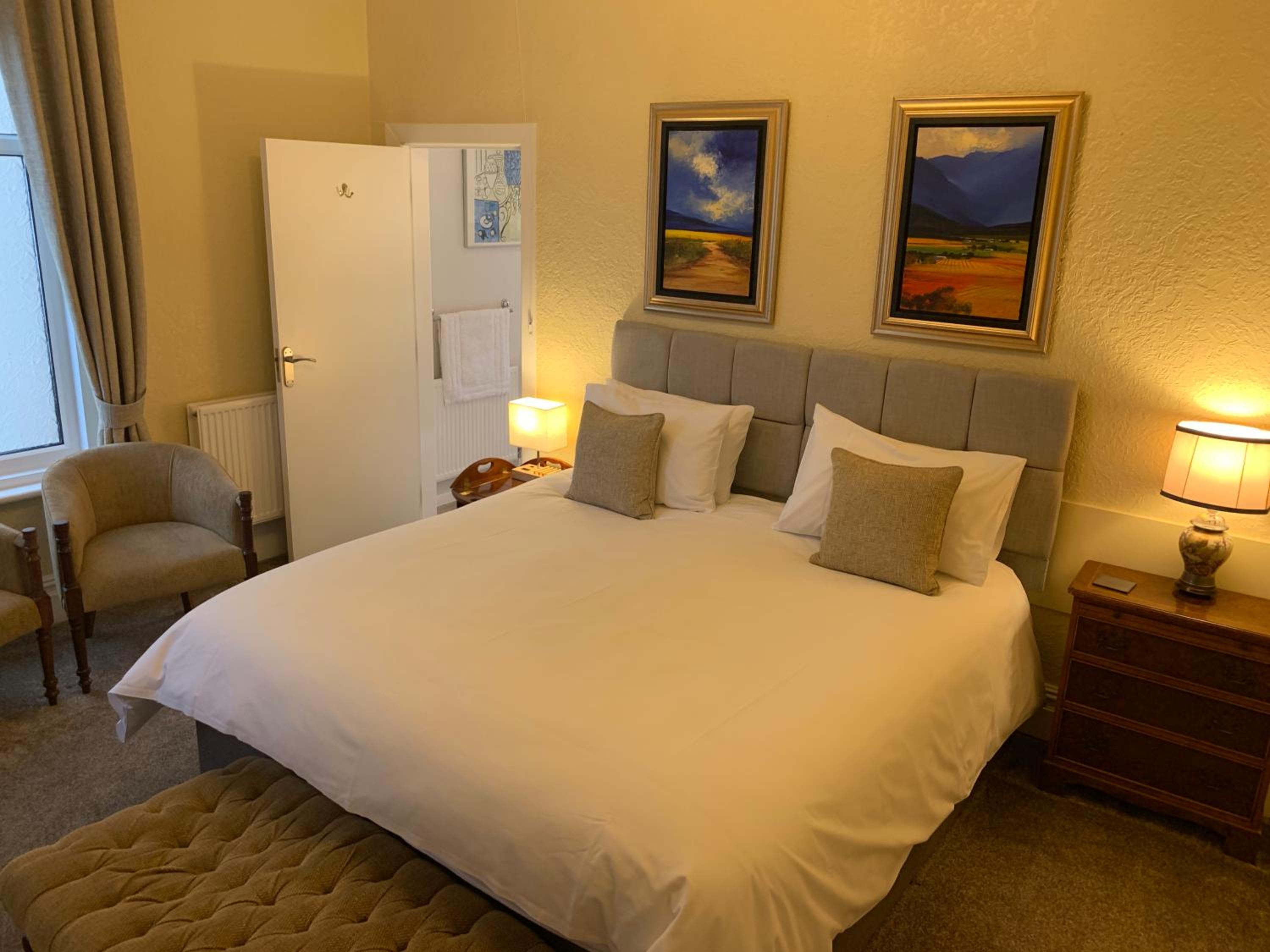 Superior King Room