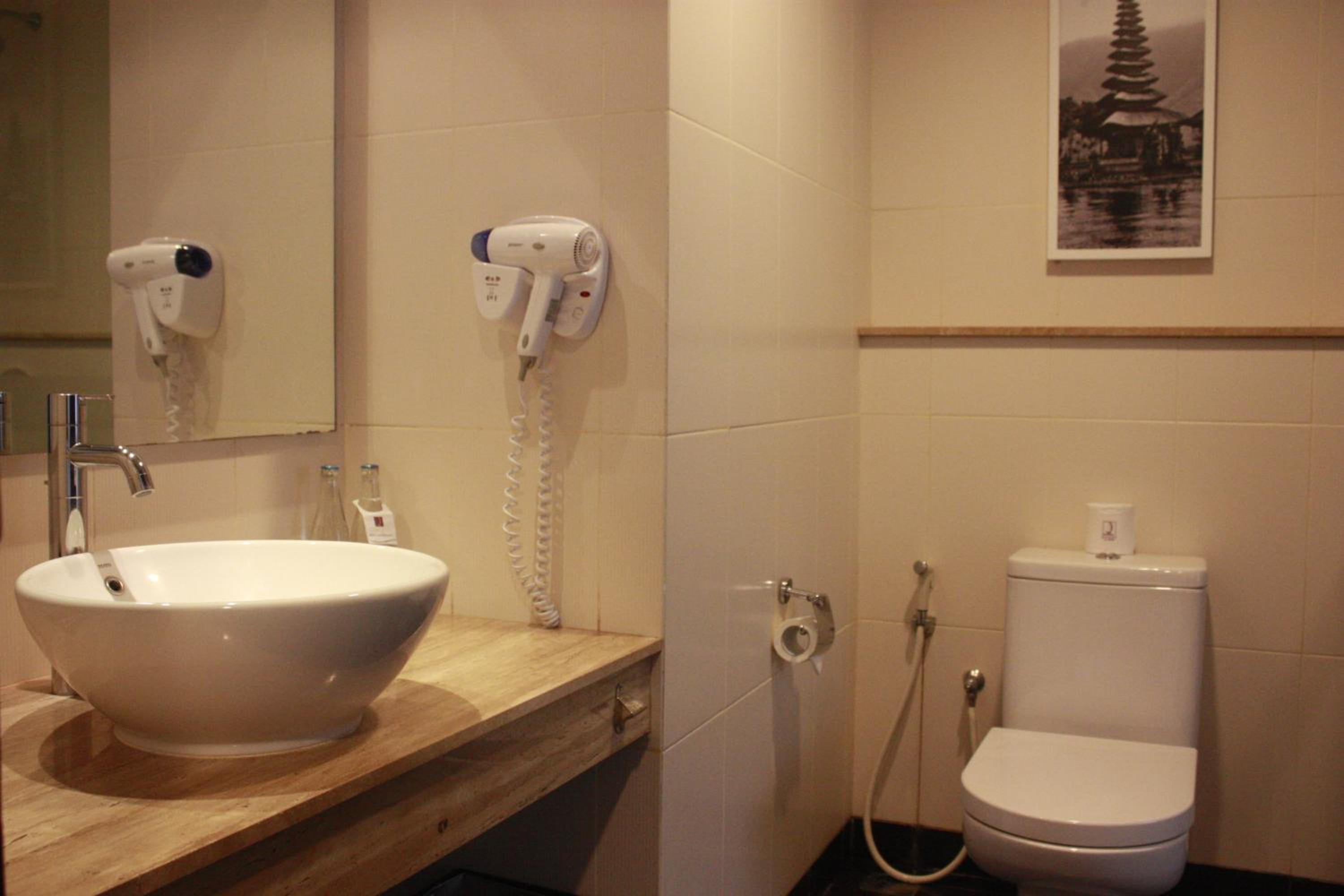 Deluxe Double or Twin Room - Photo 3