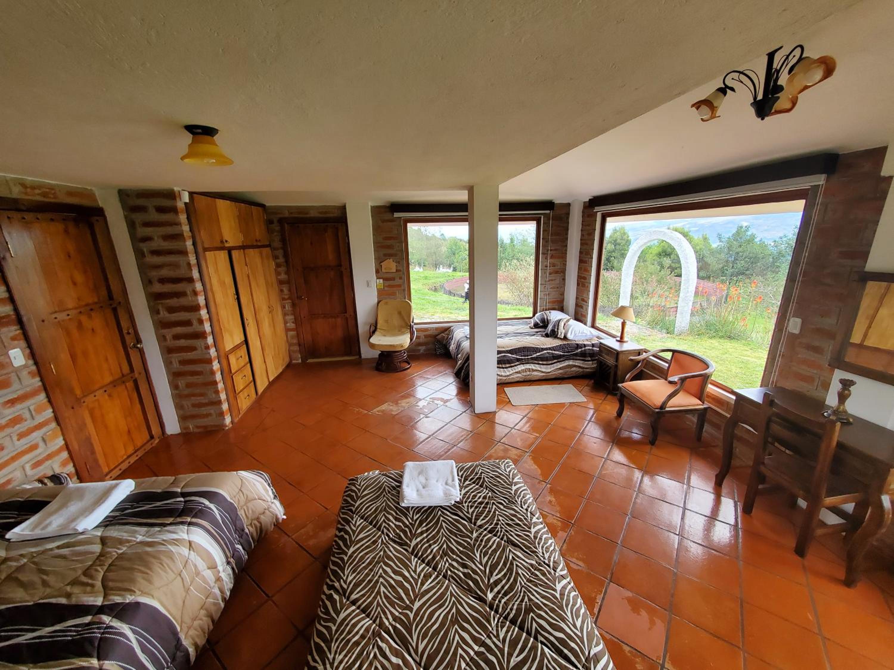 Family Room with Mountain View photo 2