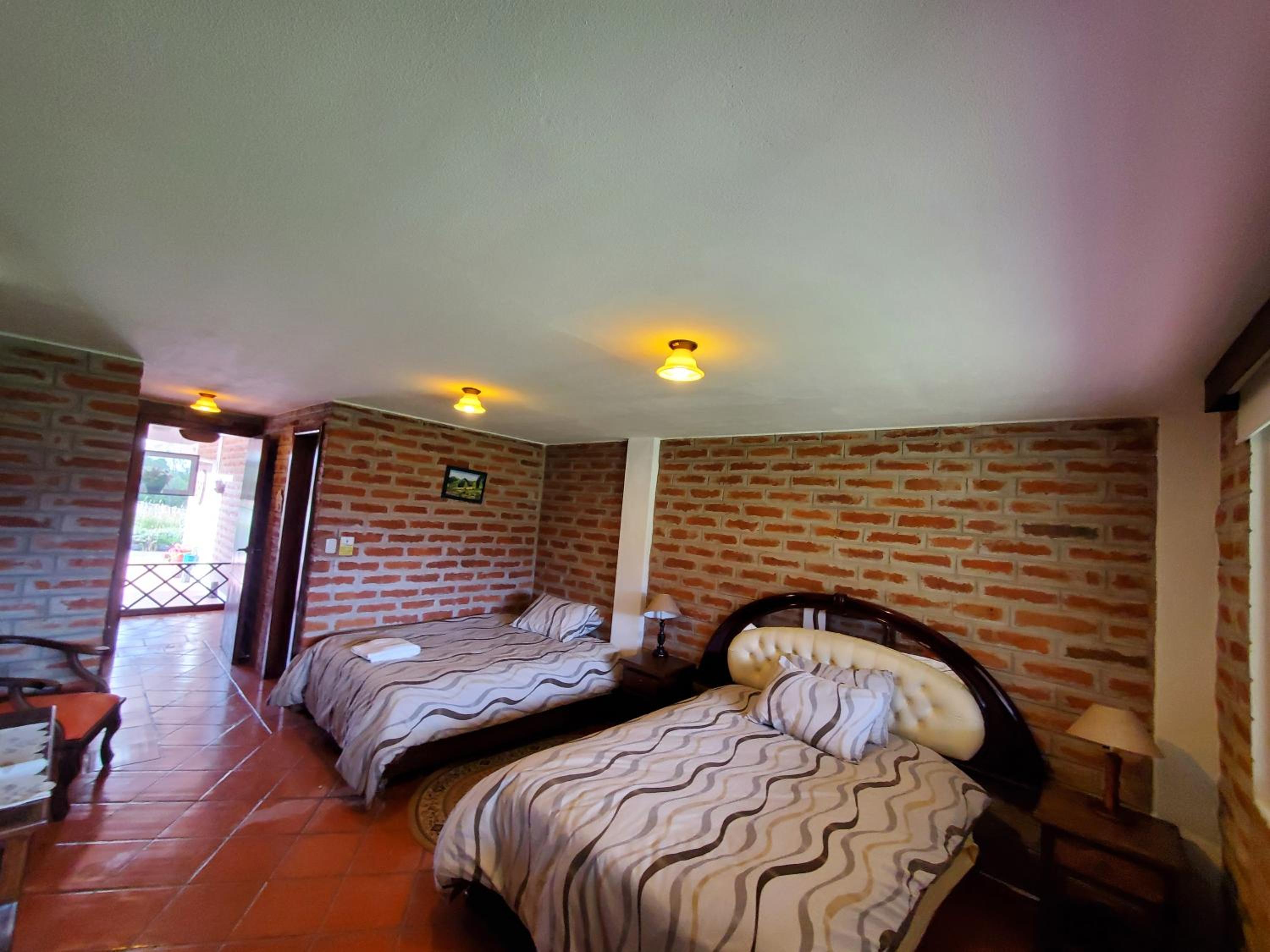 Standard Twin Room with Mountain View photo 3