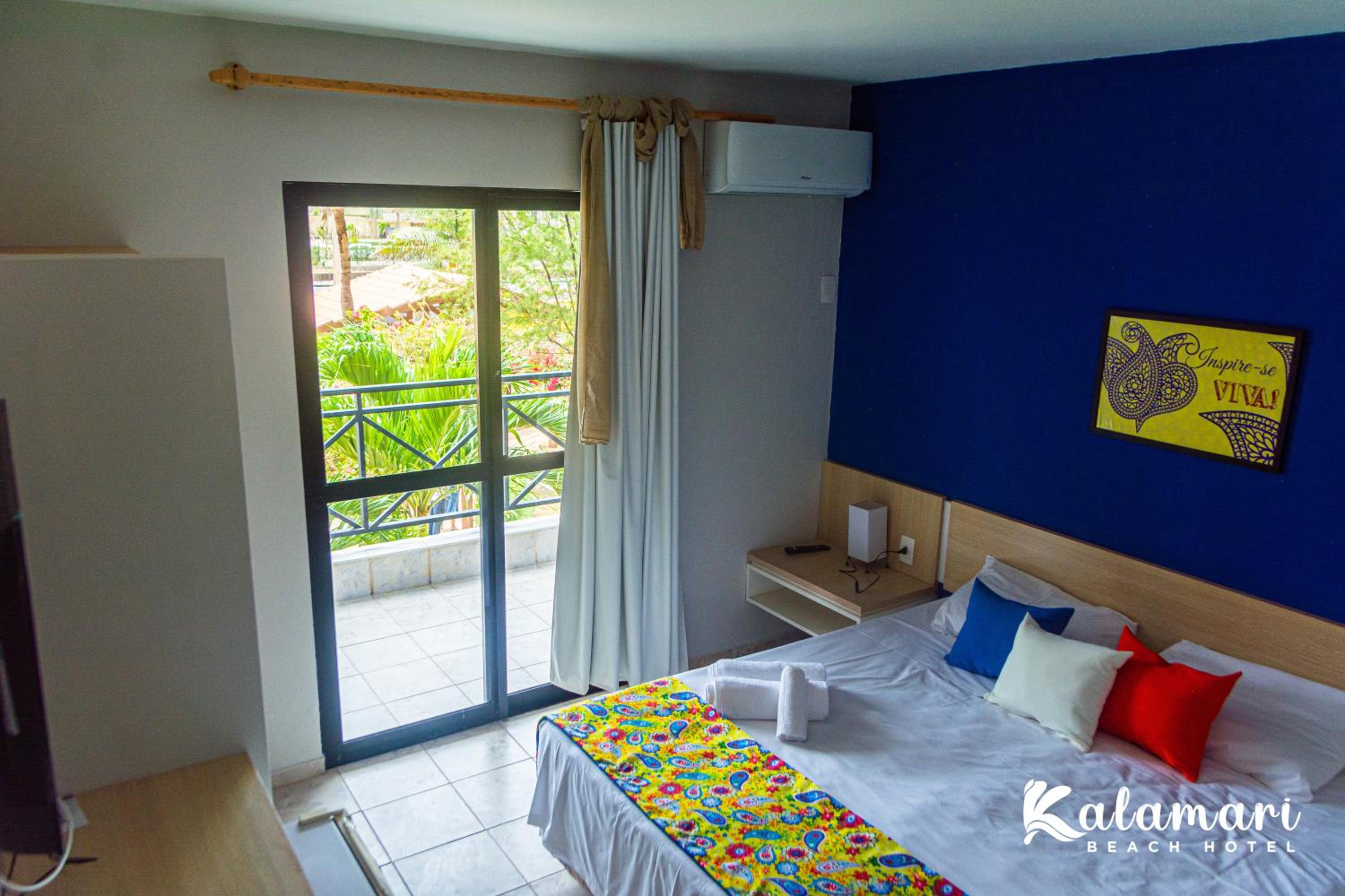 Deluxe Double Room with Balcony - Photo 10