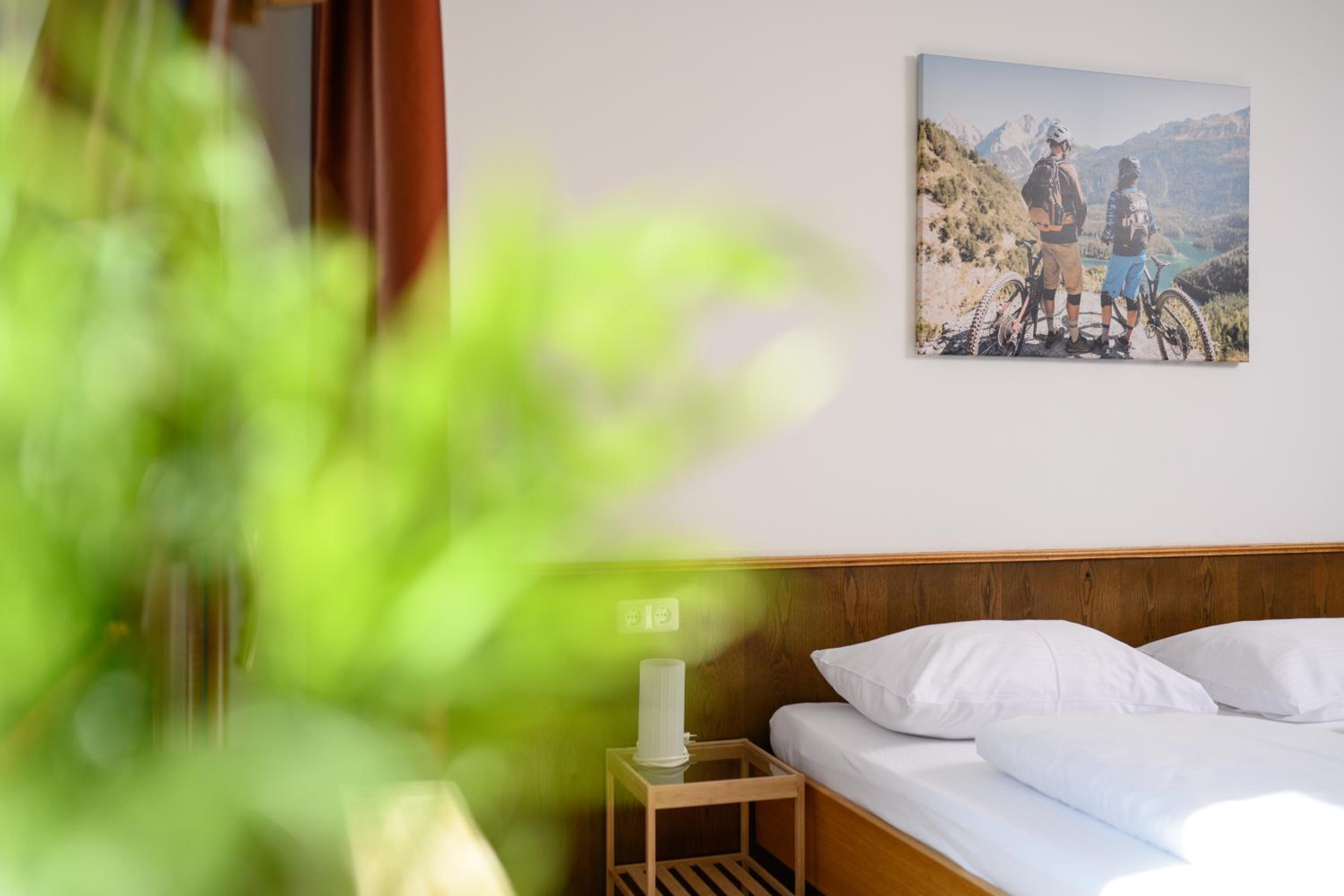 Deluxe Double or Twin Room with Balcony photo 3
