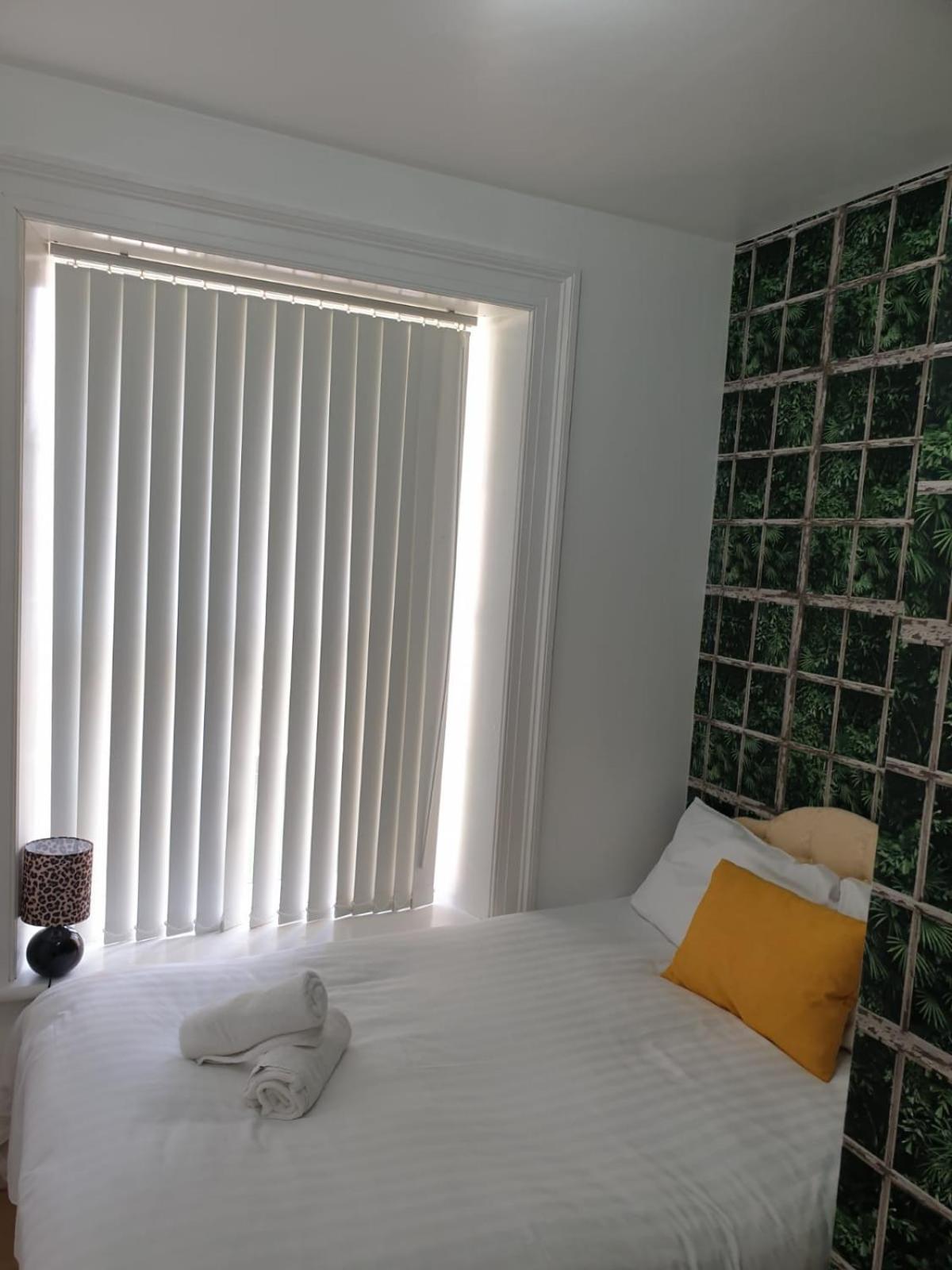 Two-Bedroom Apartment - Photo 12