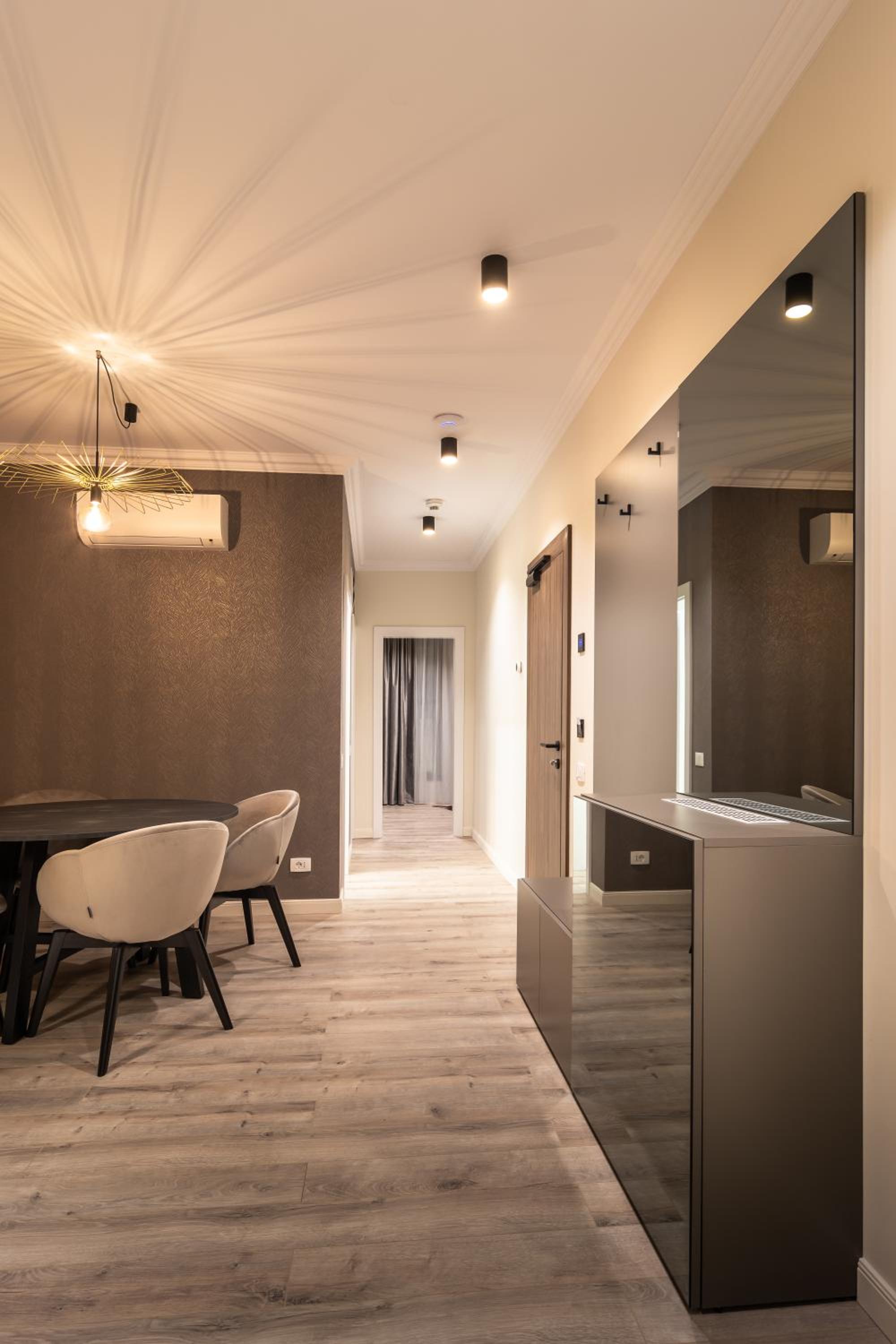 Penthouse Apartment photo 2