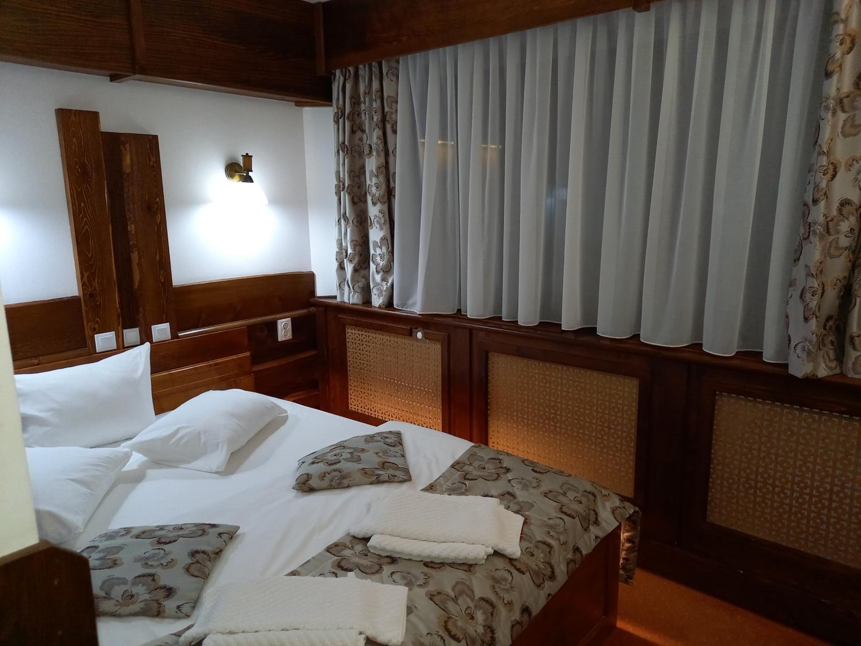 Economy Double Room photo 1