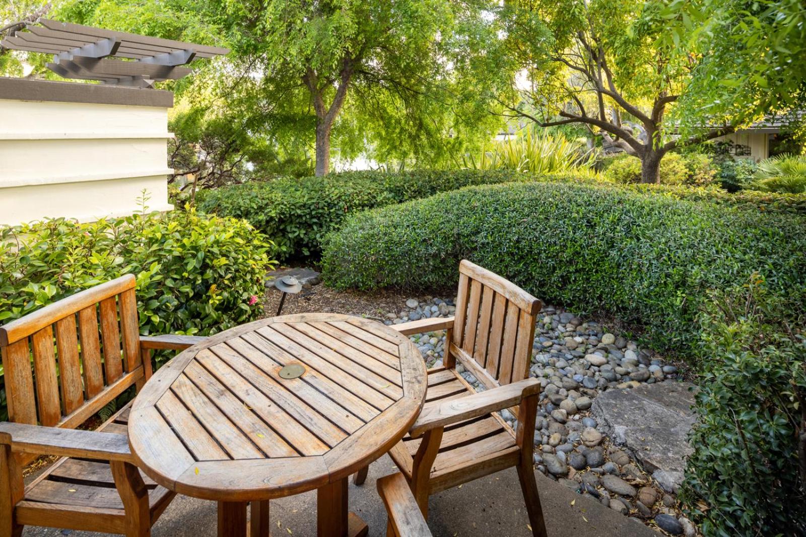 Bungalow Grand Suite photo 2