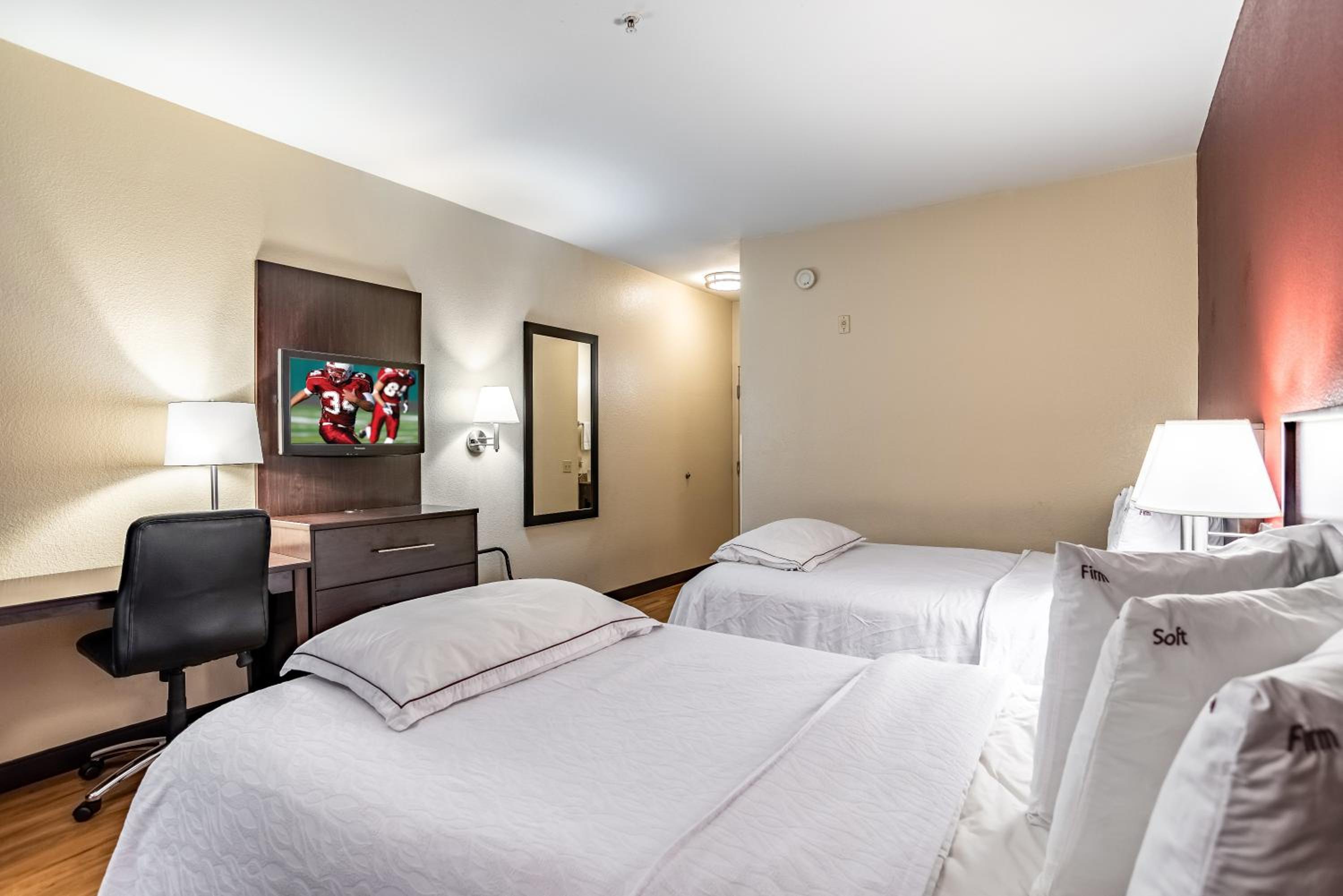 Premium Room with Two Queen Beds Smoke Free (Upgraded Bedding and Snack Box) - Photo 8