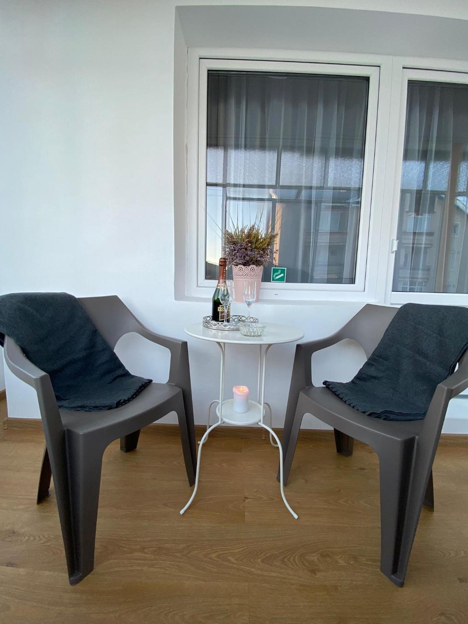 One-Bedroom Apartment - Photo 43