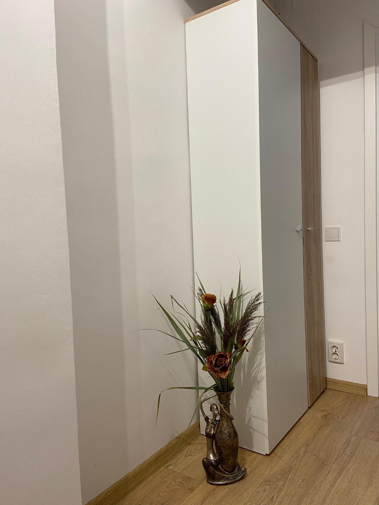 One-Bedroom Apartment - Photo 31