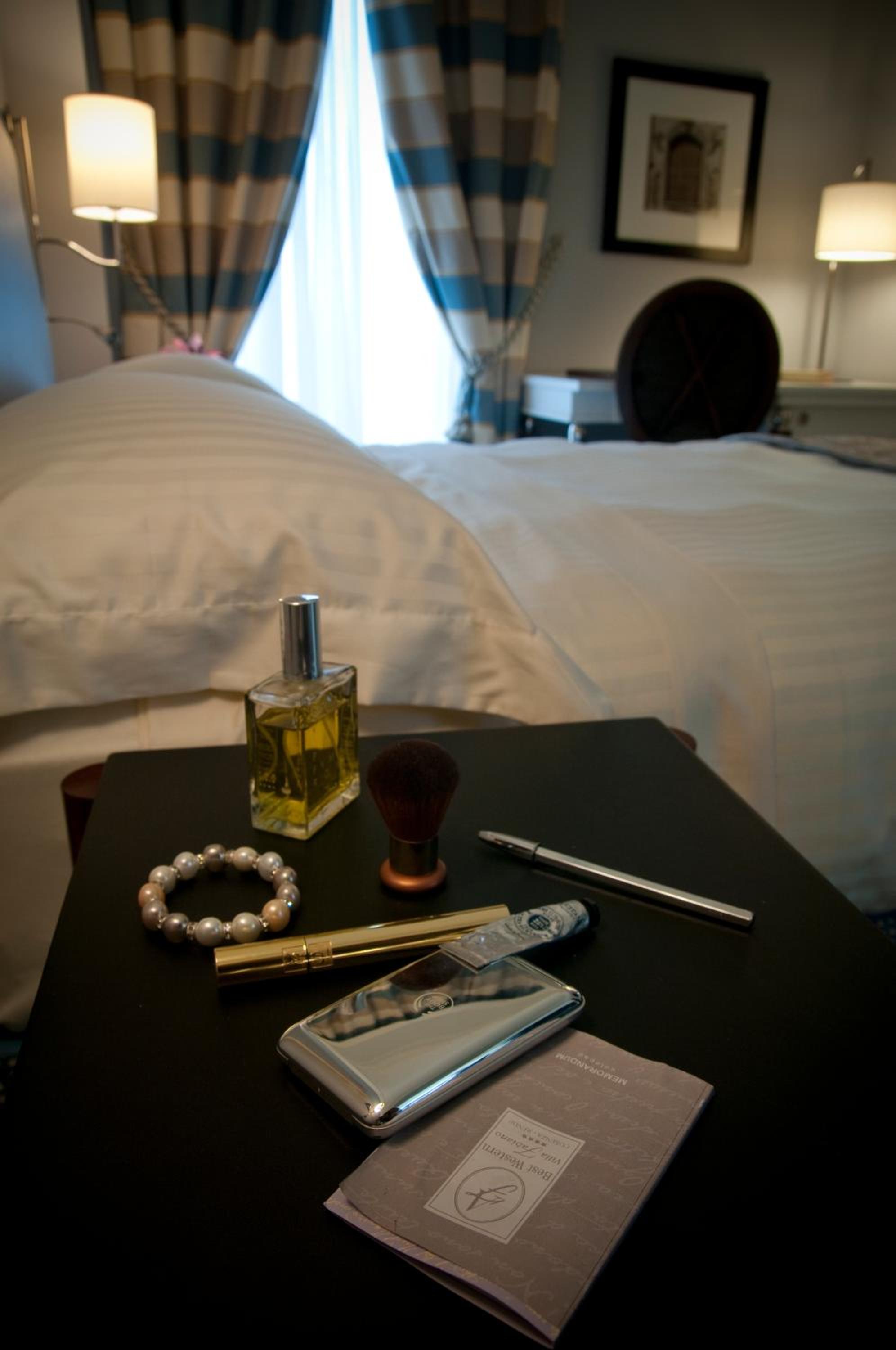Single Room - Photo 2