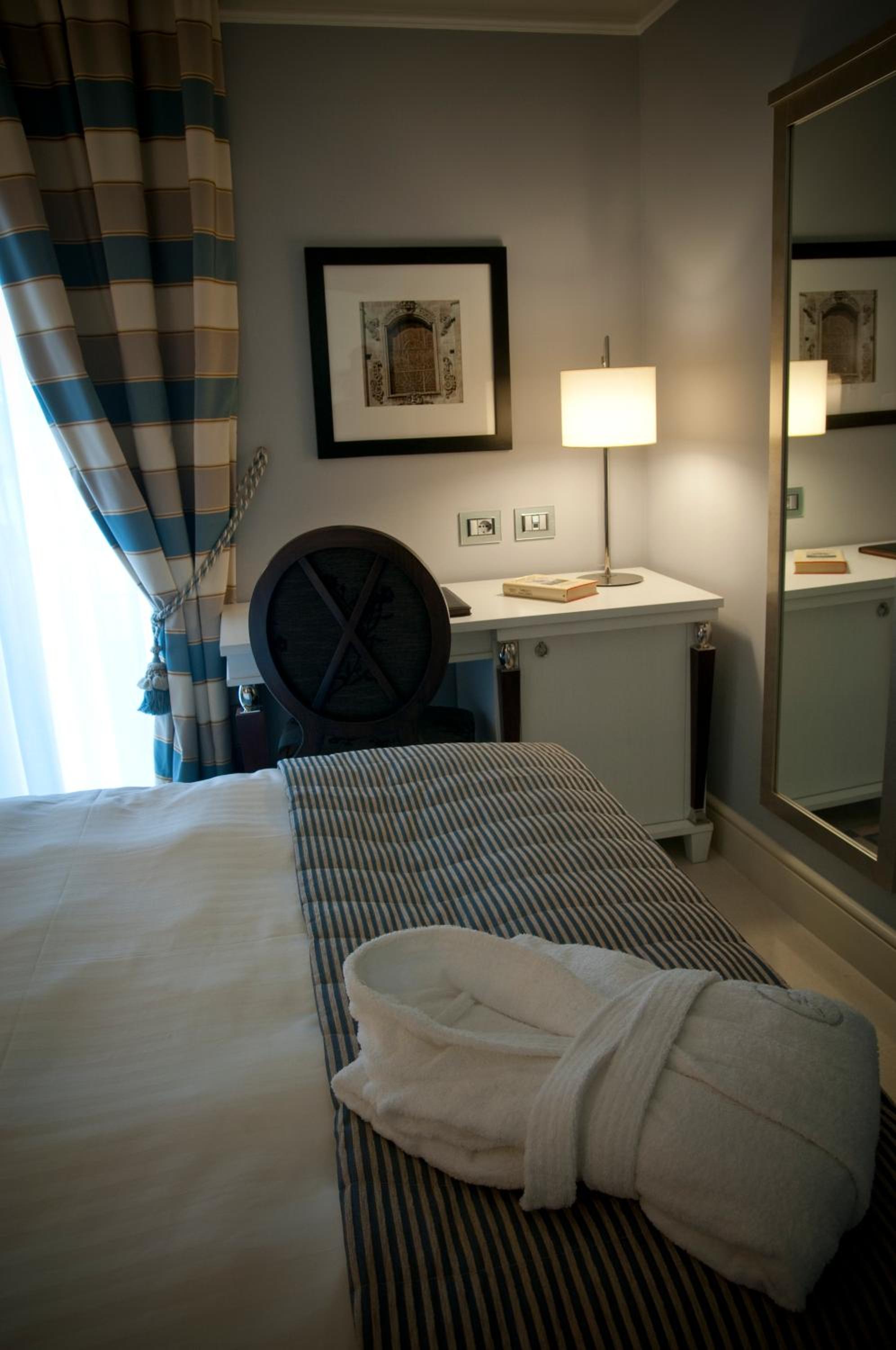 Single Room - Photo 7
