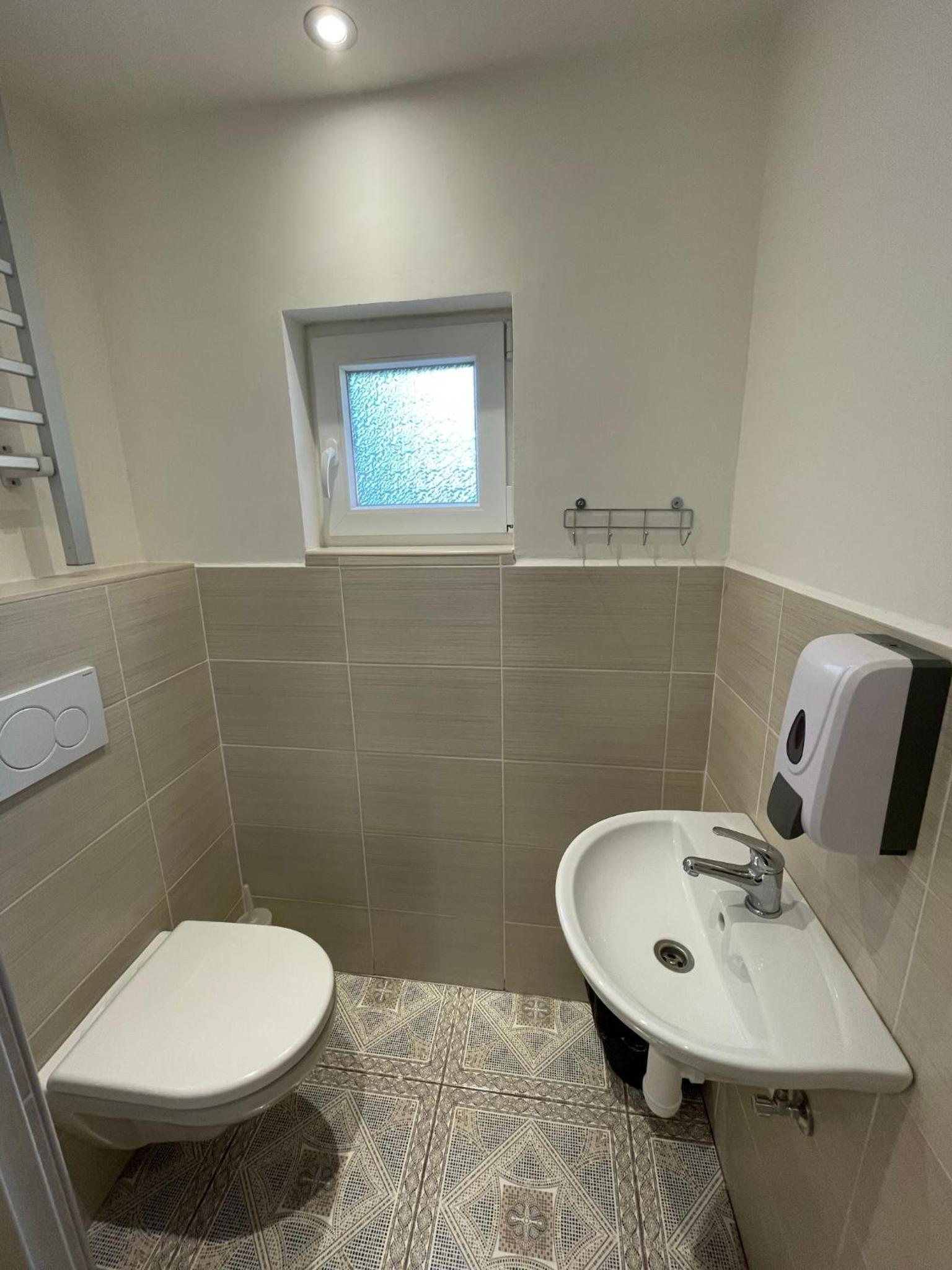 Two-Bedroom Villa - Photo 9