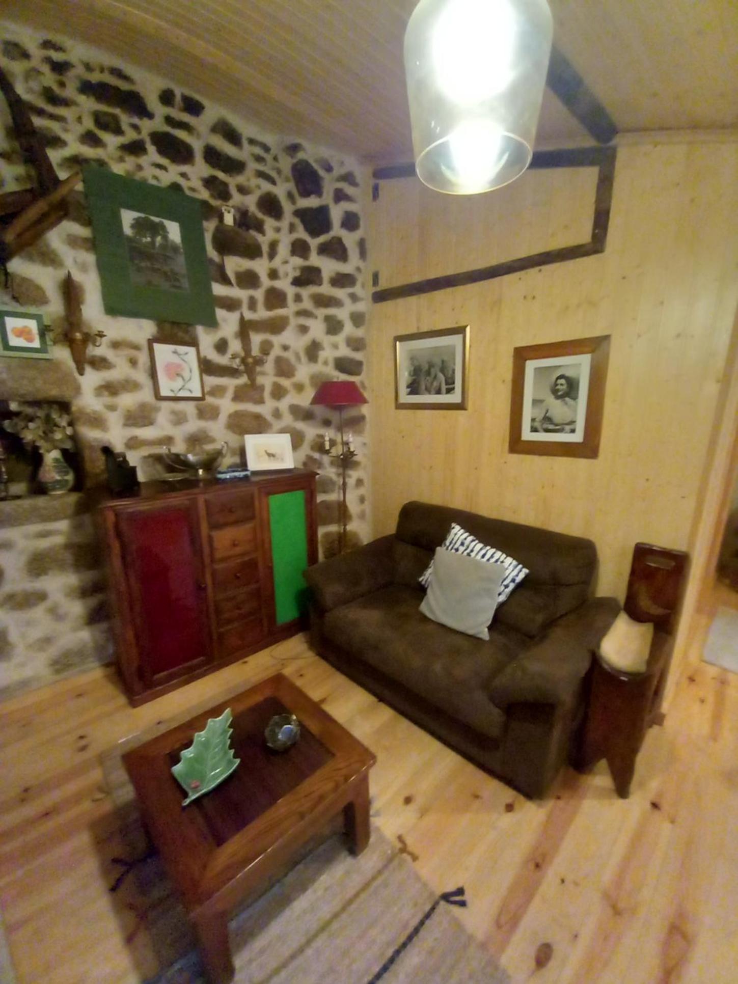 One-Bedroom House - Photo 3