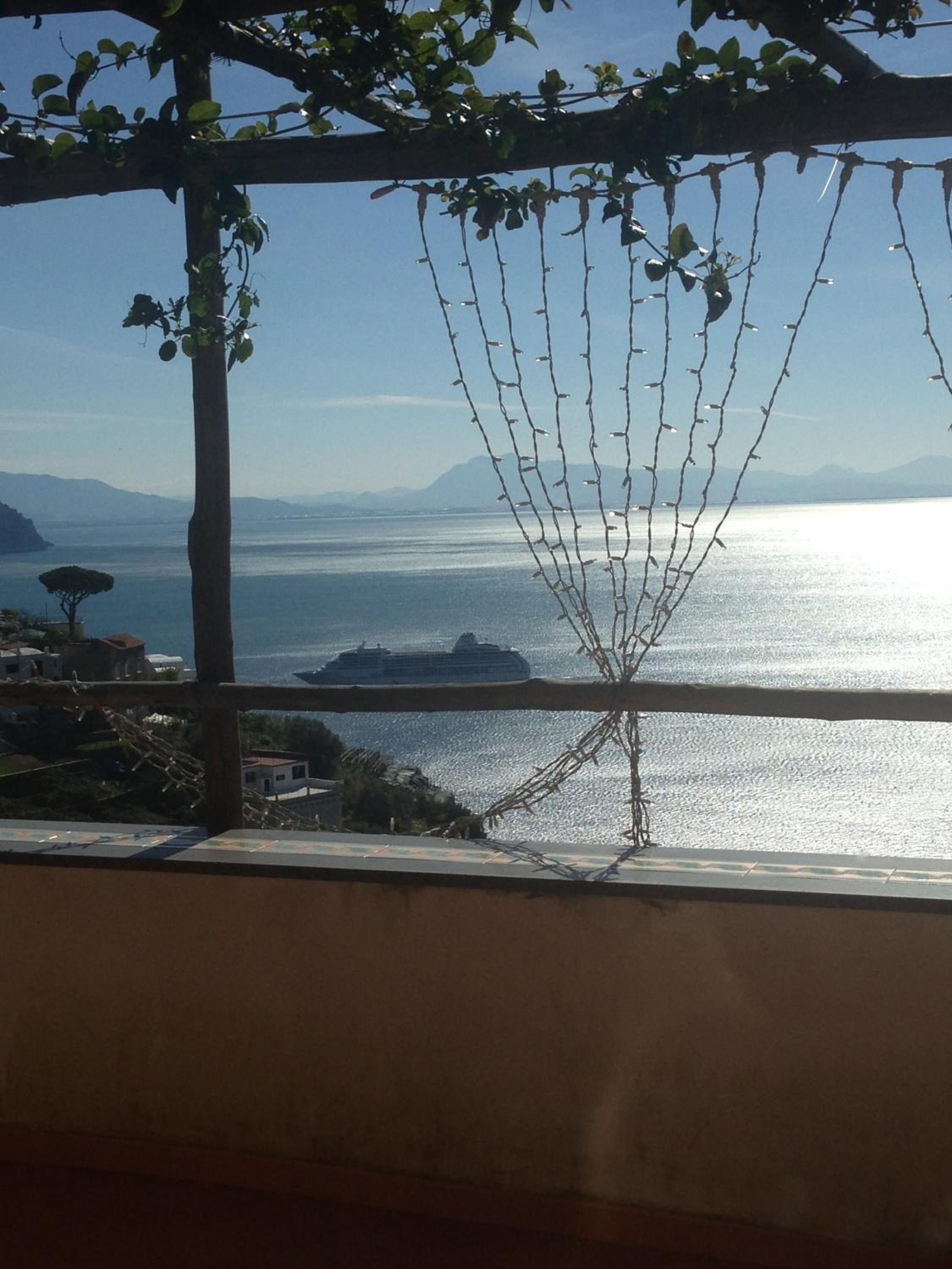 Standard Double or Twin Room with Sea View - Photo 22