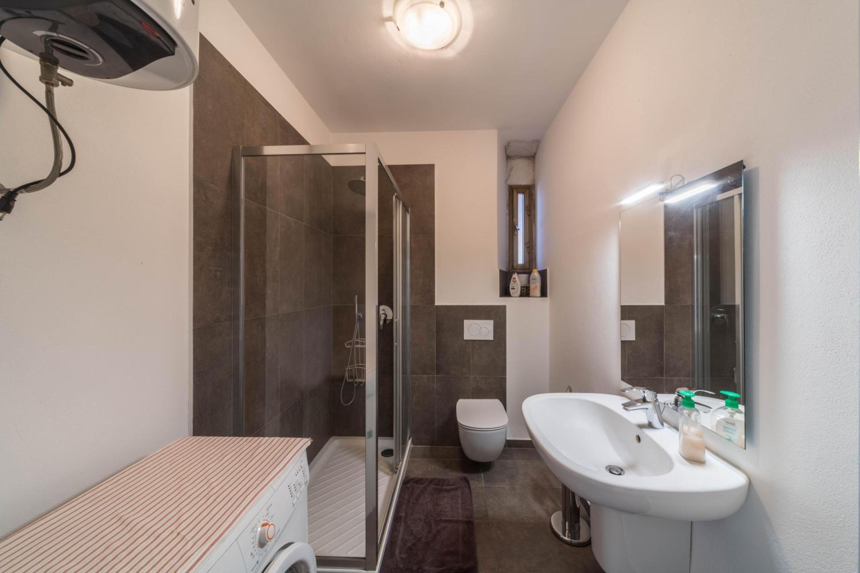 Apartment - Photo 4