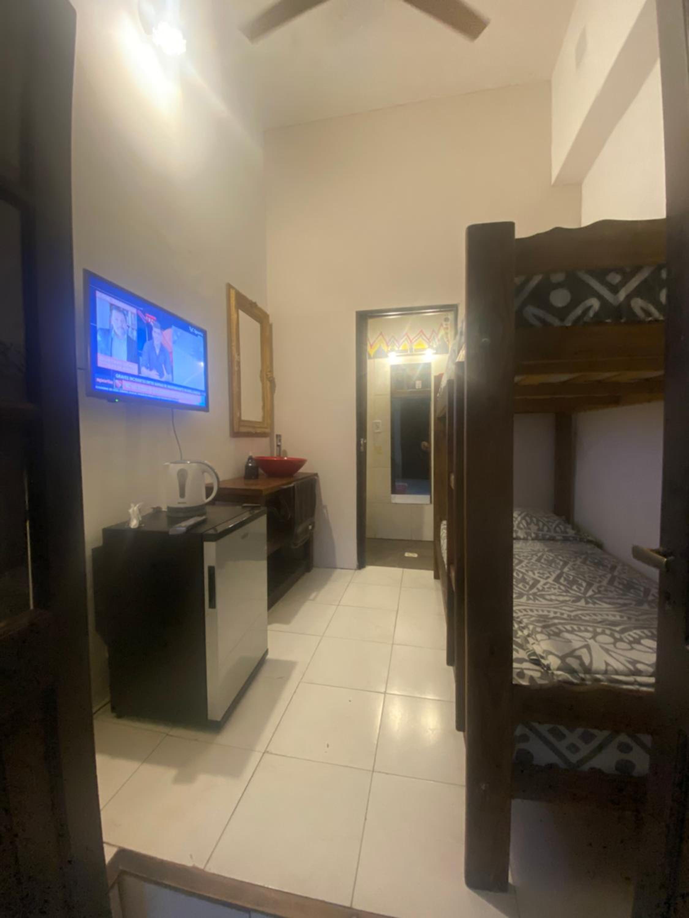 Small Twin Room photo 2