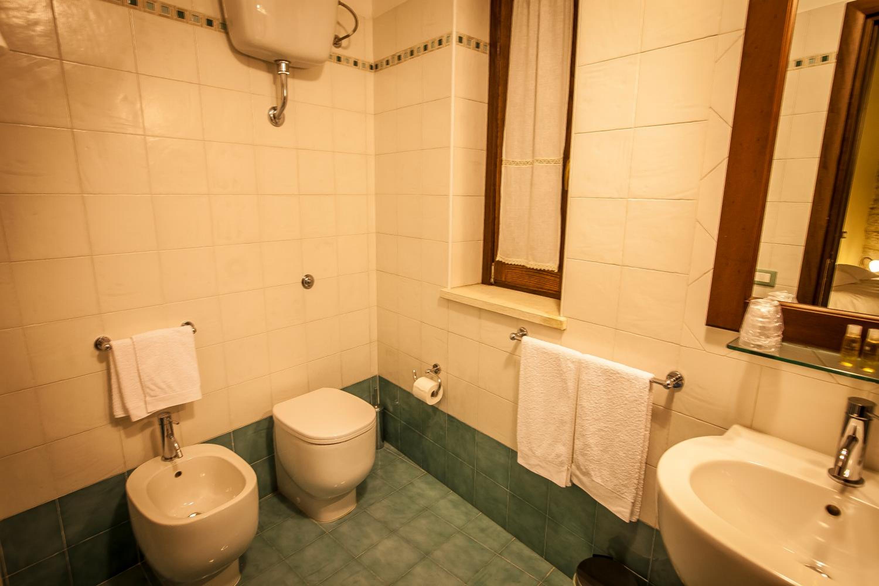 Triple Room - Photo 5
