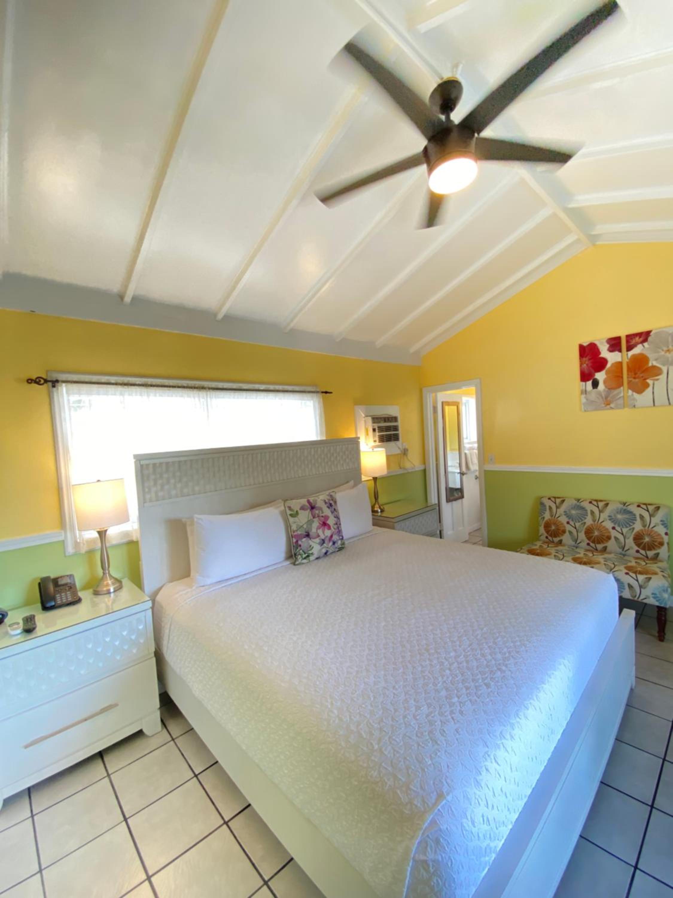 Queen Room - Photo 46