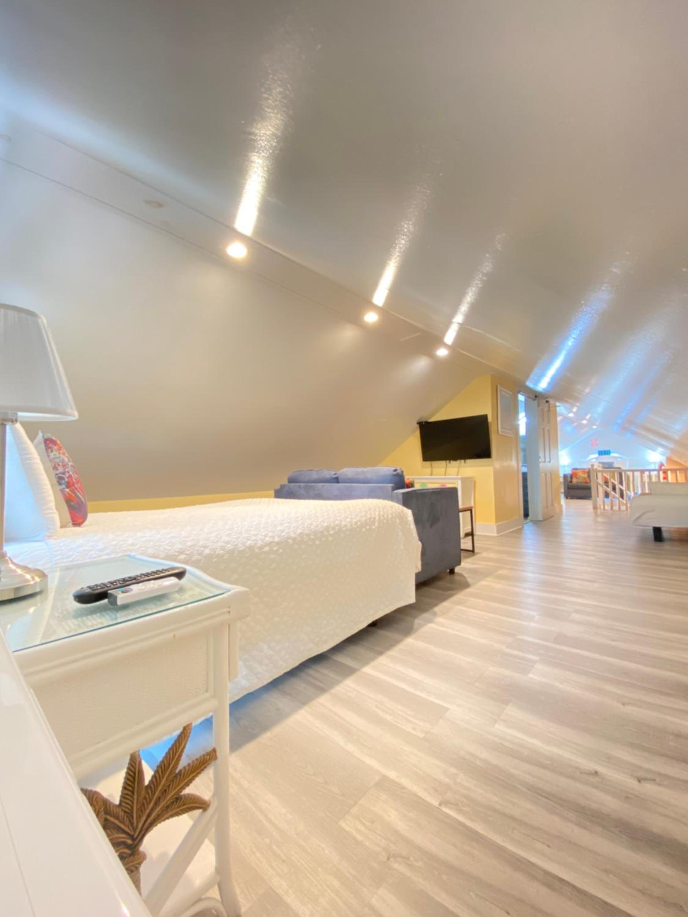 Bi Level Attic Suite photo 2