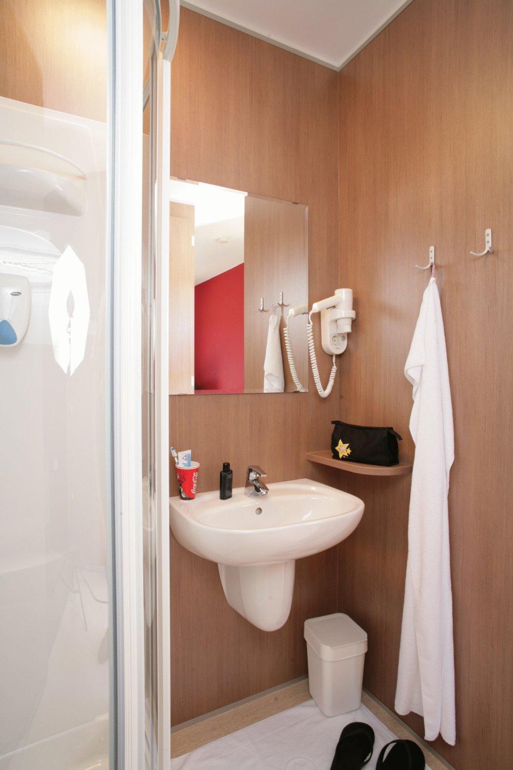 Double Room - Photo 4