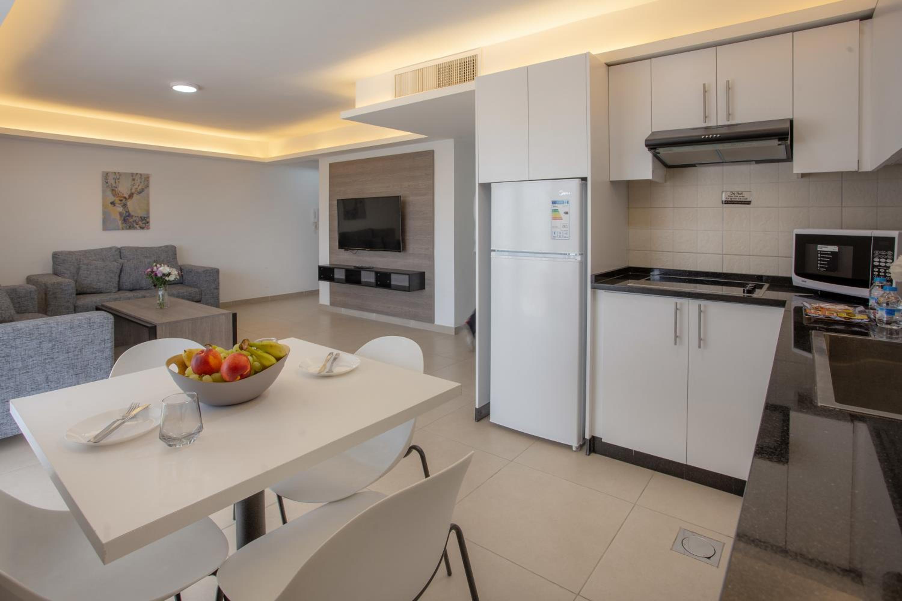 Two-Bedroom Suite - Photo 14
