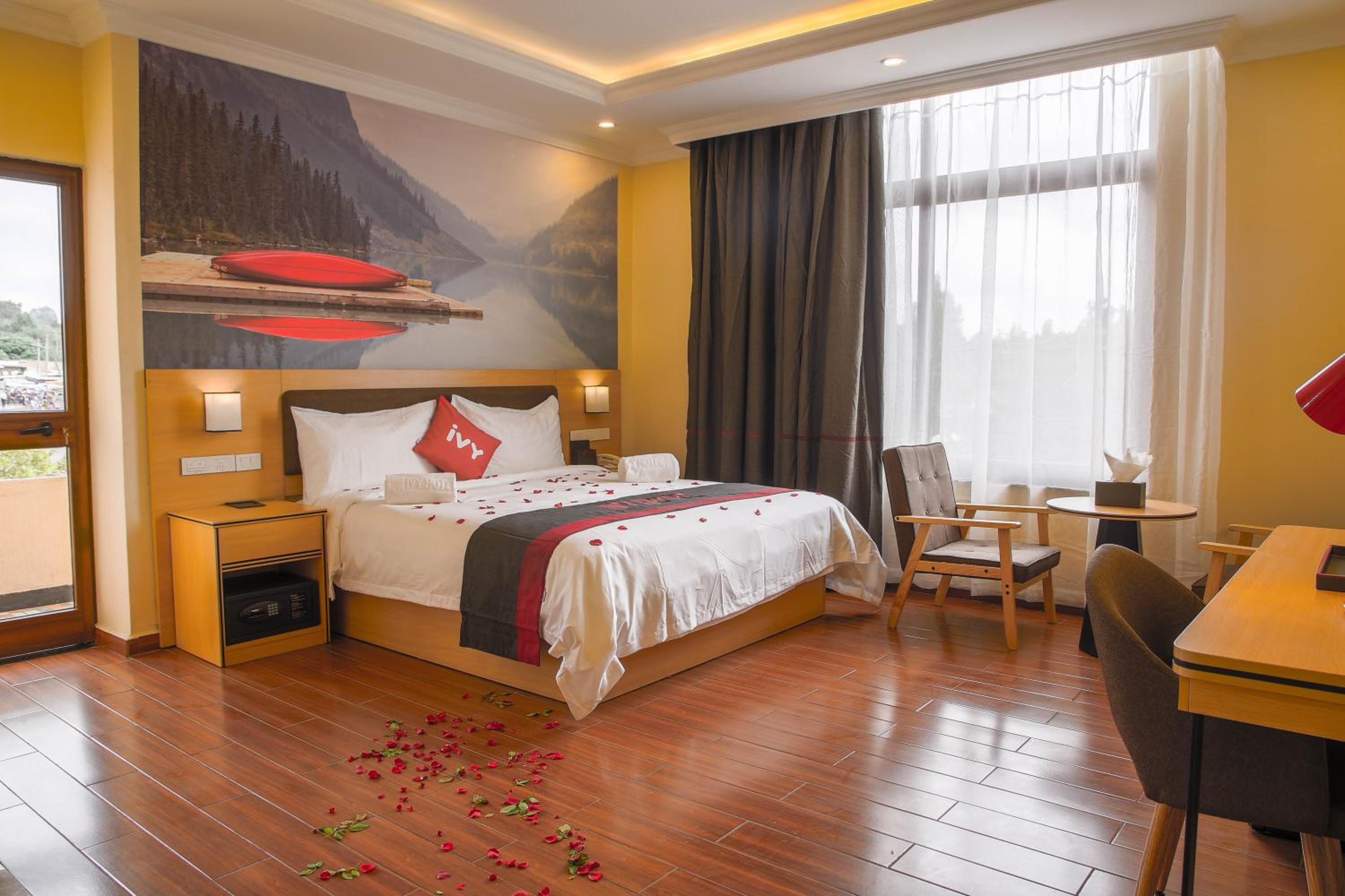 Suite photo 1