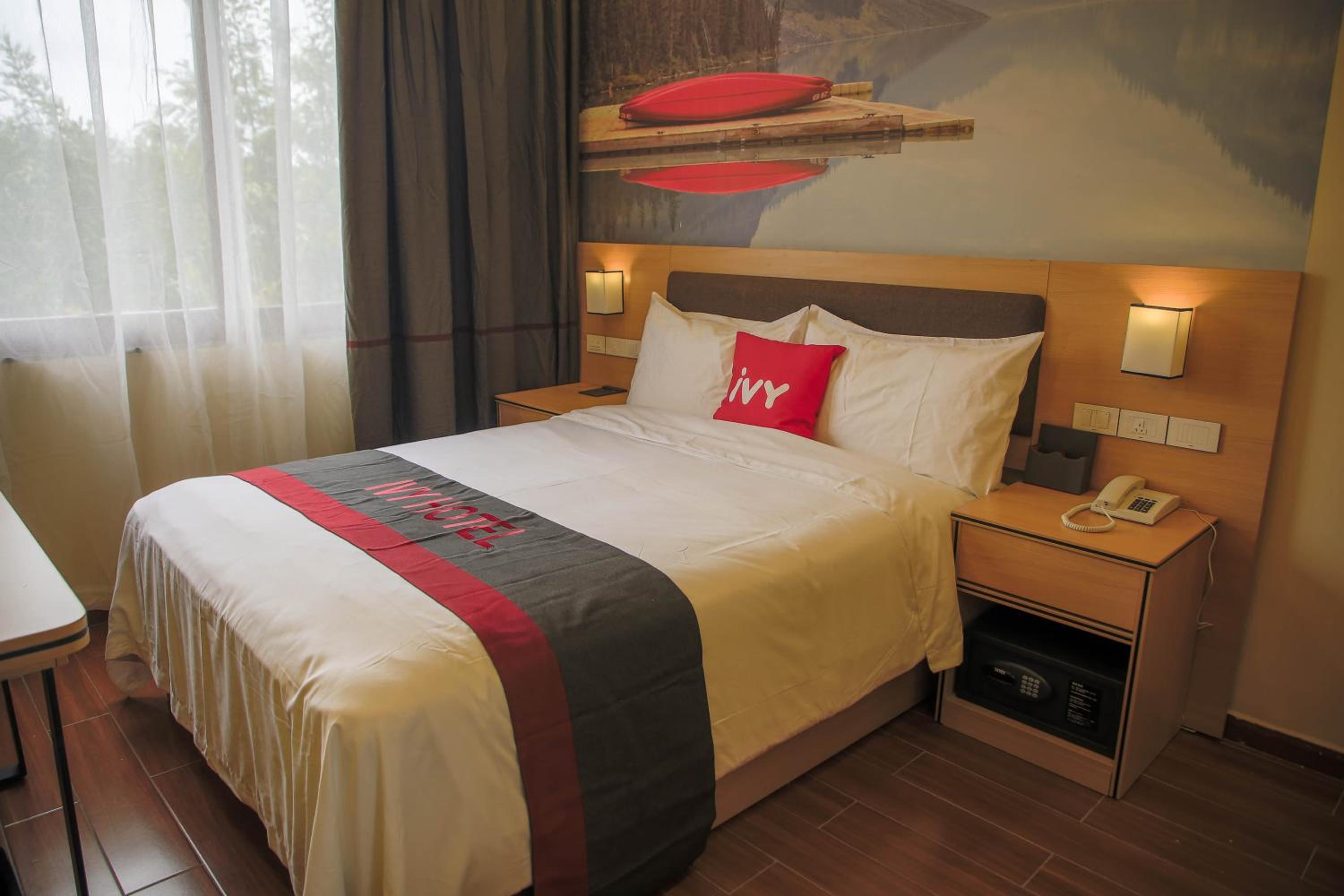 Deluxe Double Room photo 3