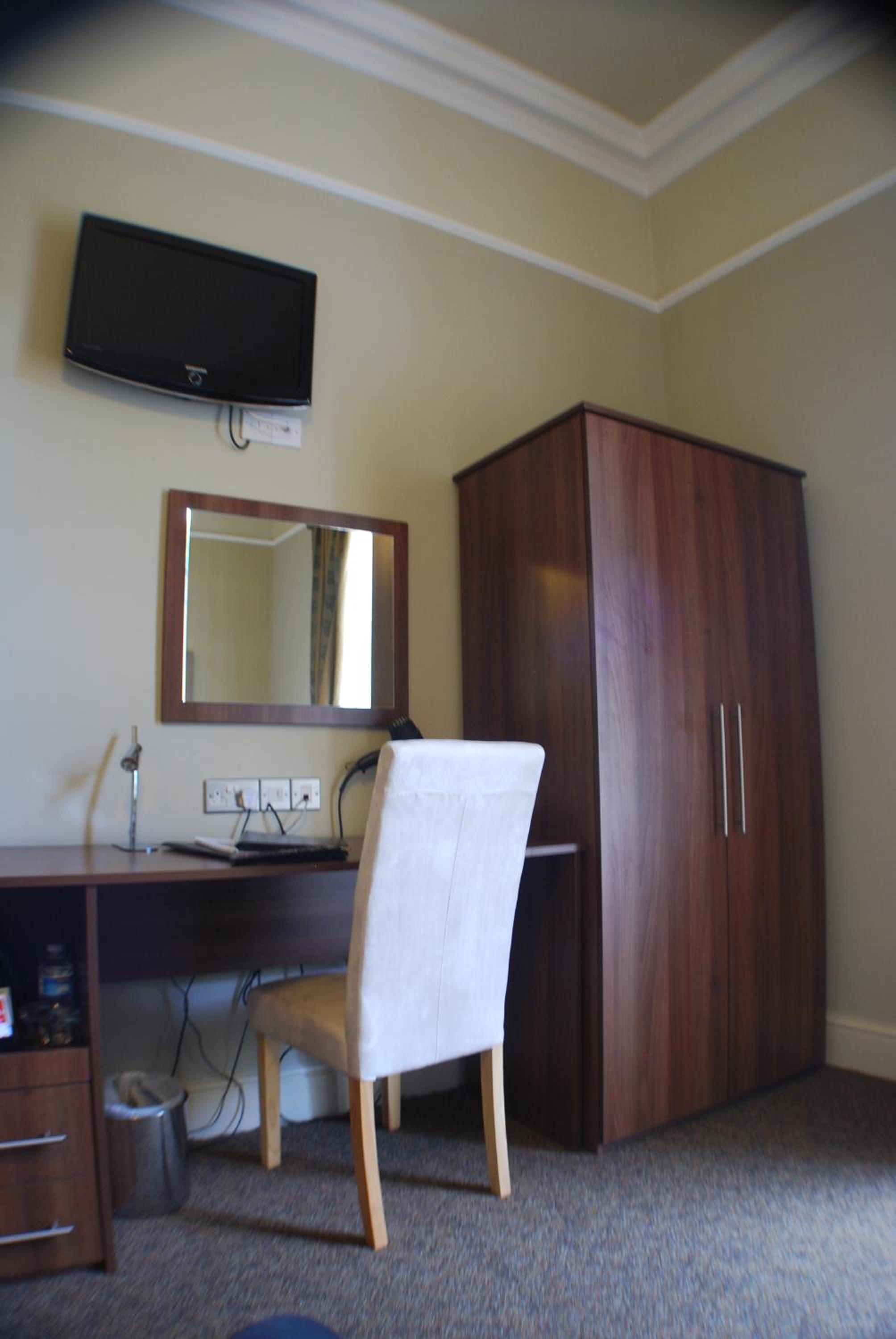 Superior Double Room - Photo 10