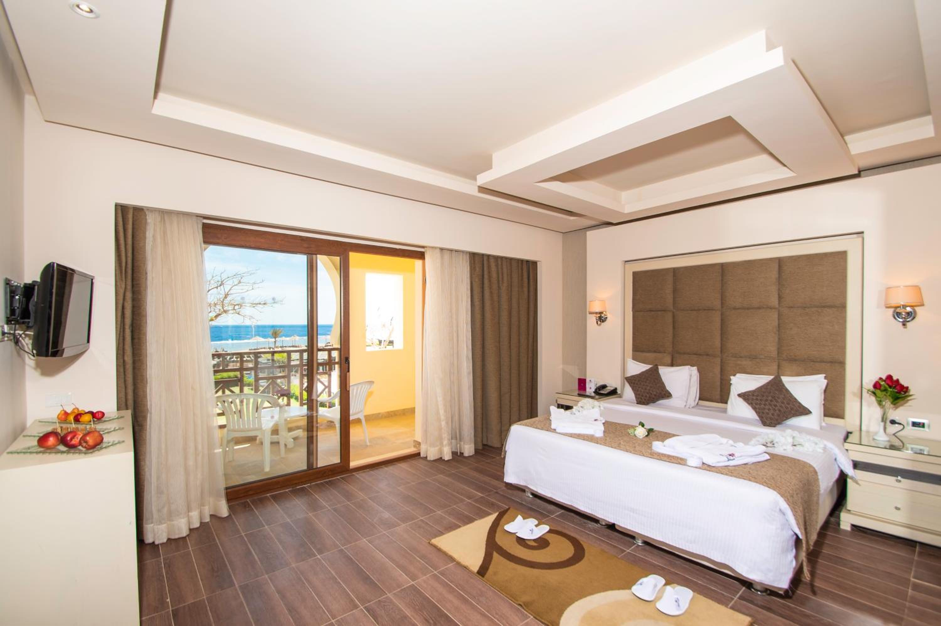 Deluxe Junior Suite Beach Front