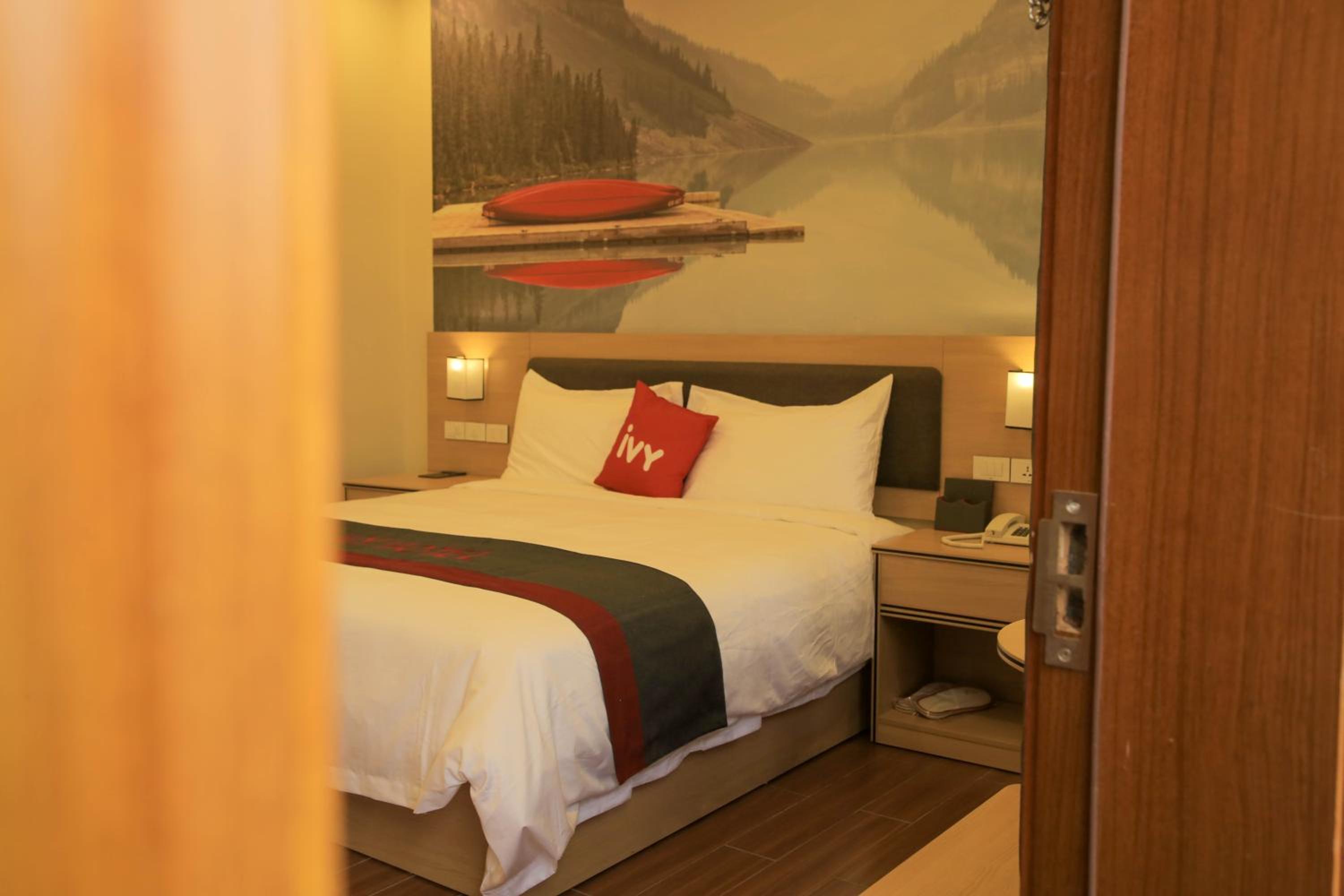 Deluxe Double Room photo 2