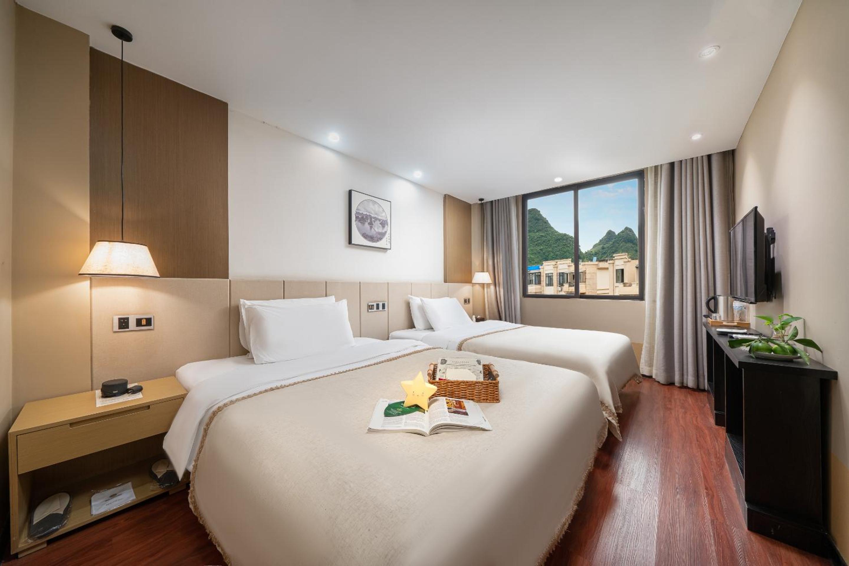 Standard Twin Room - Photo 2