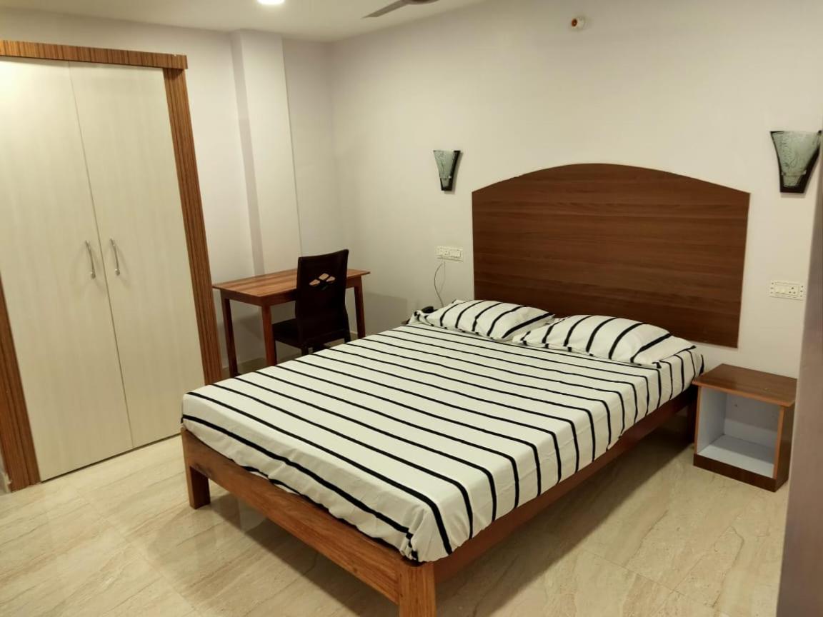 Deluxe Room (2 Adults + 1 Child) photo 2