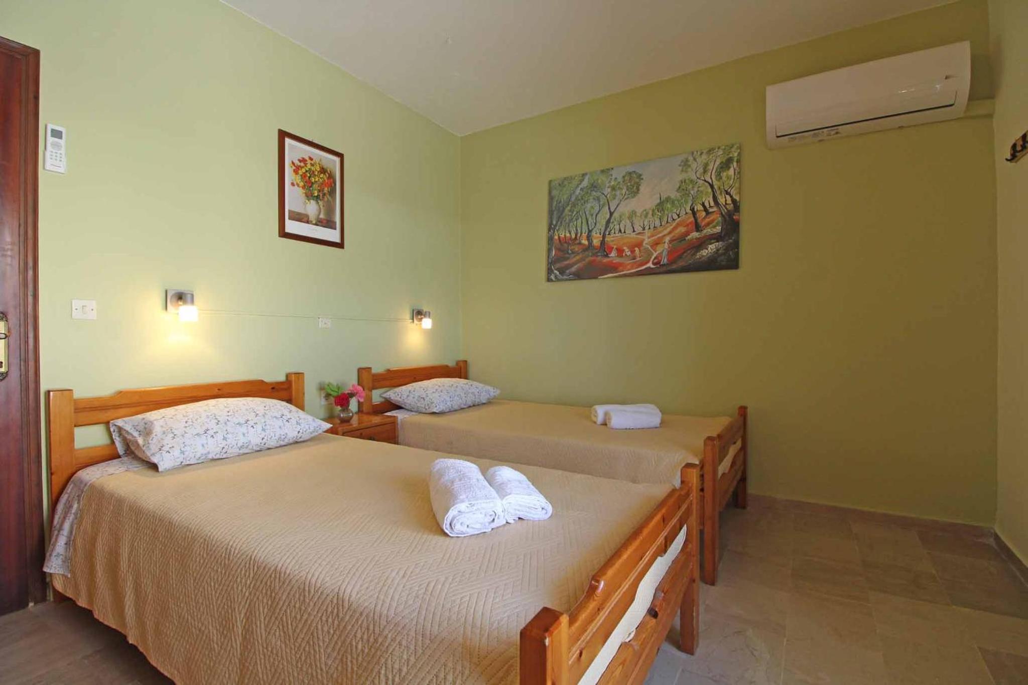 Studio Apartment with Sea View photo 3