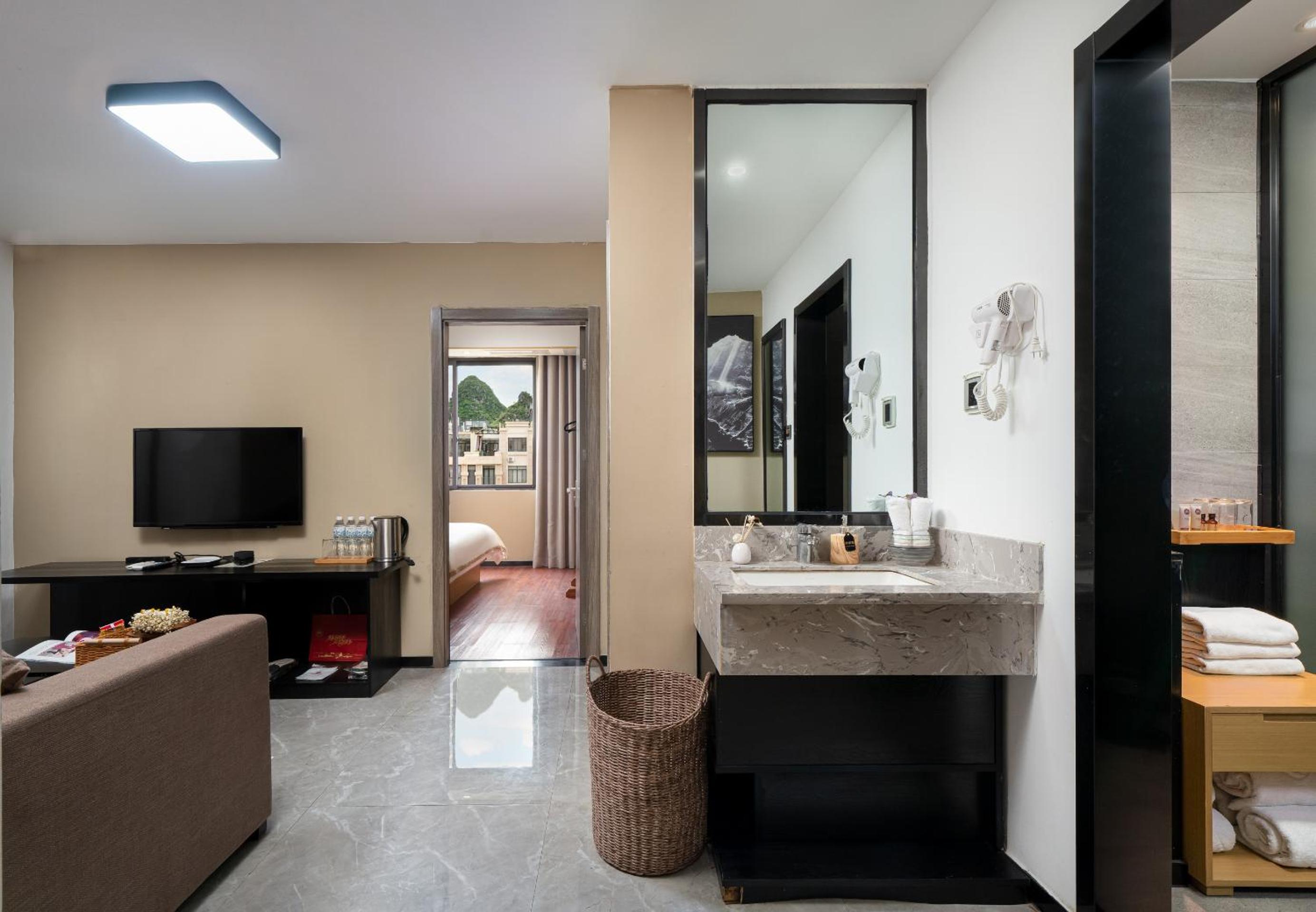 Suite with Garden View - Photo 1