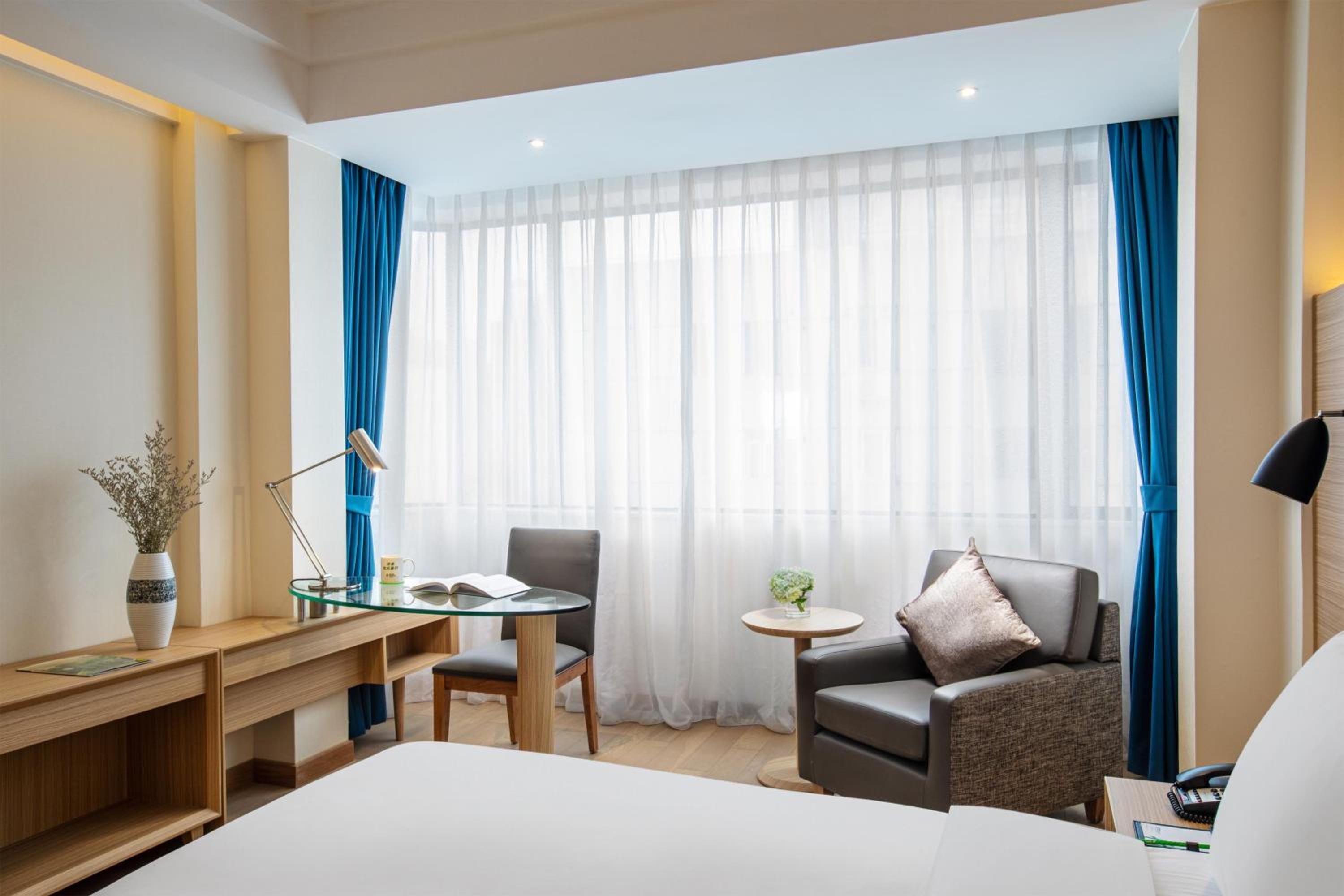 Premium Twin Room