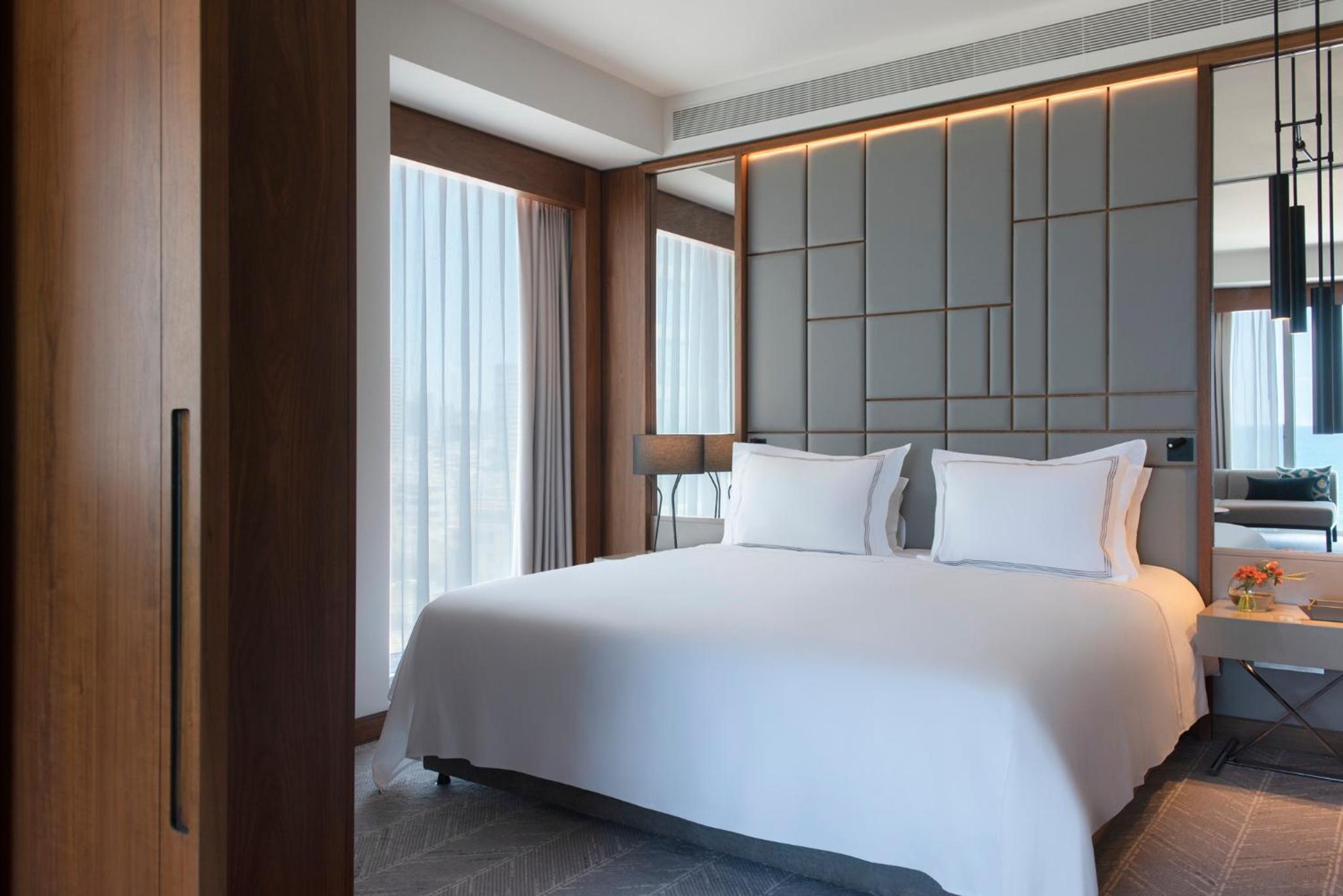 Executive Horizon Lounge Suite - Photo 8