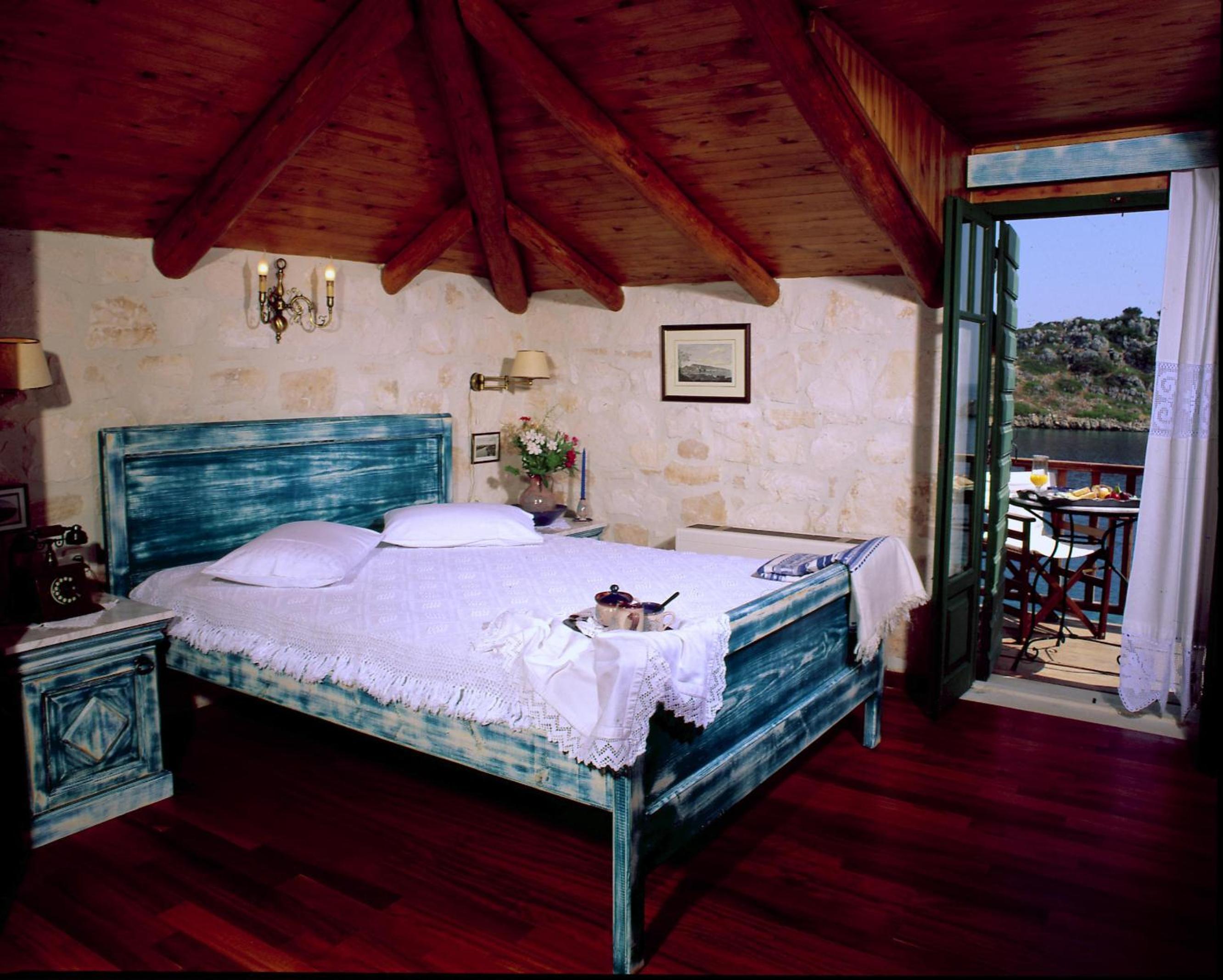 Suite with Sea View (2 Adults) photo 2