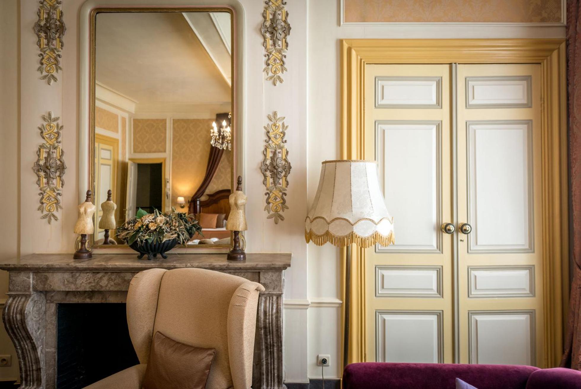 Junior Suite (2 Adults) - Photo 12