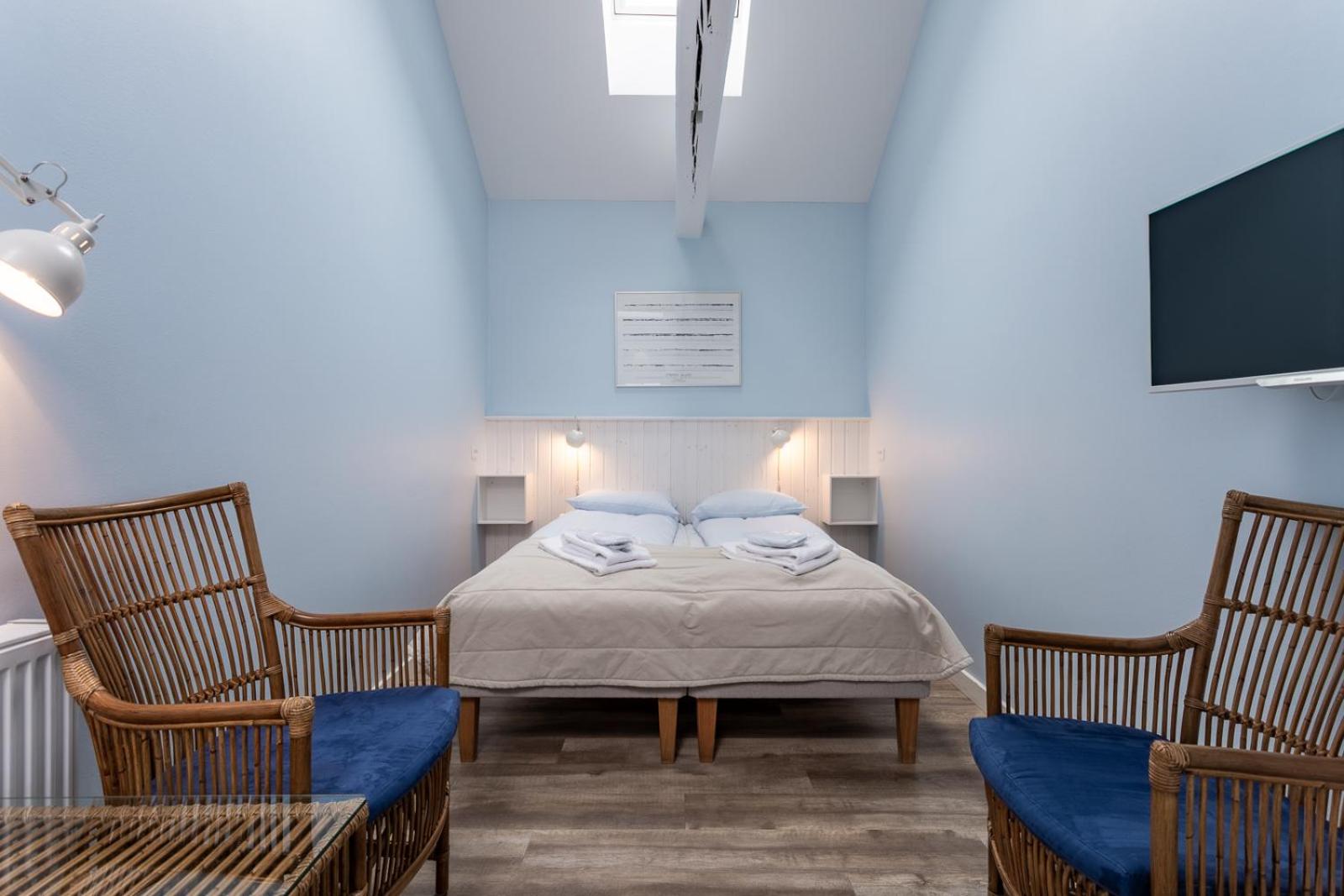 Double or Twin Room - Photo 11