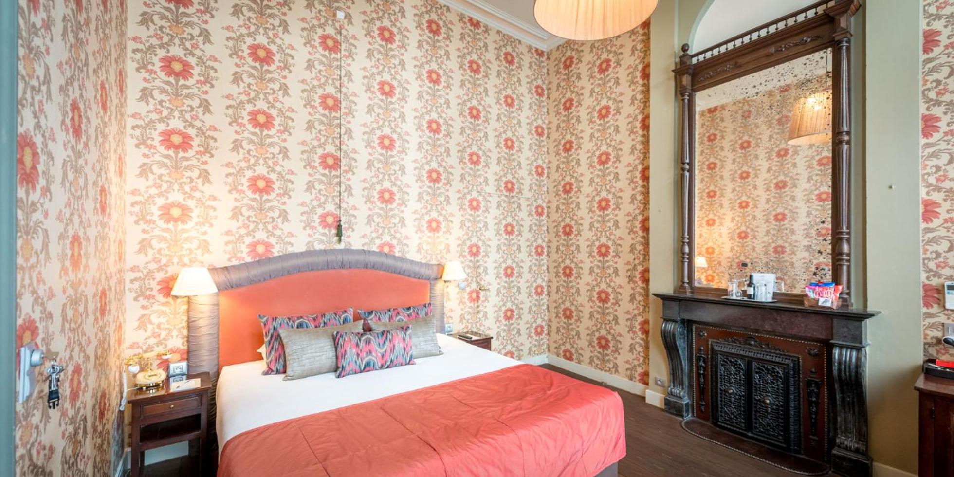 Deluxe Double Room - Photo 18