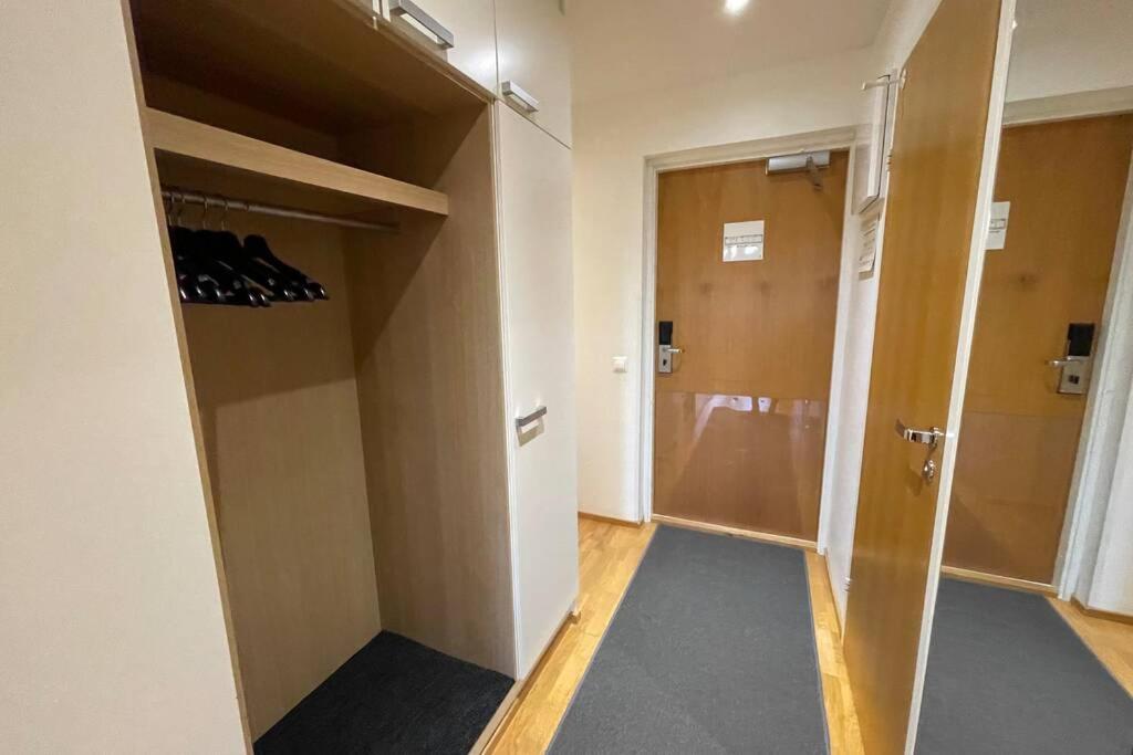 Two-Bedroom Apartment - Photo 16