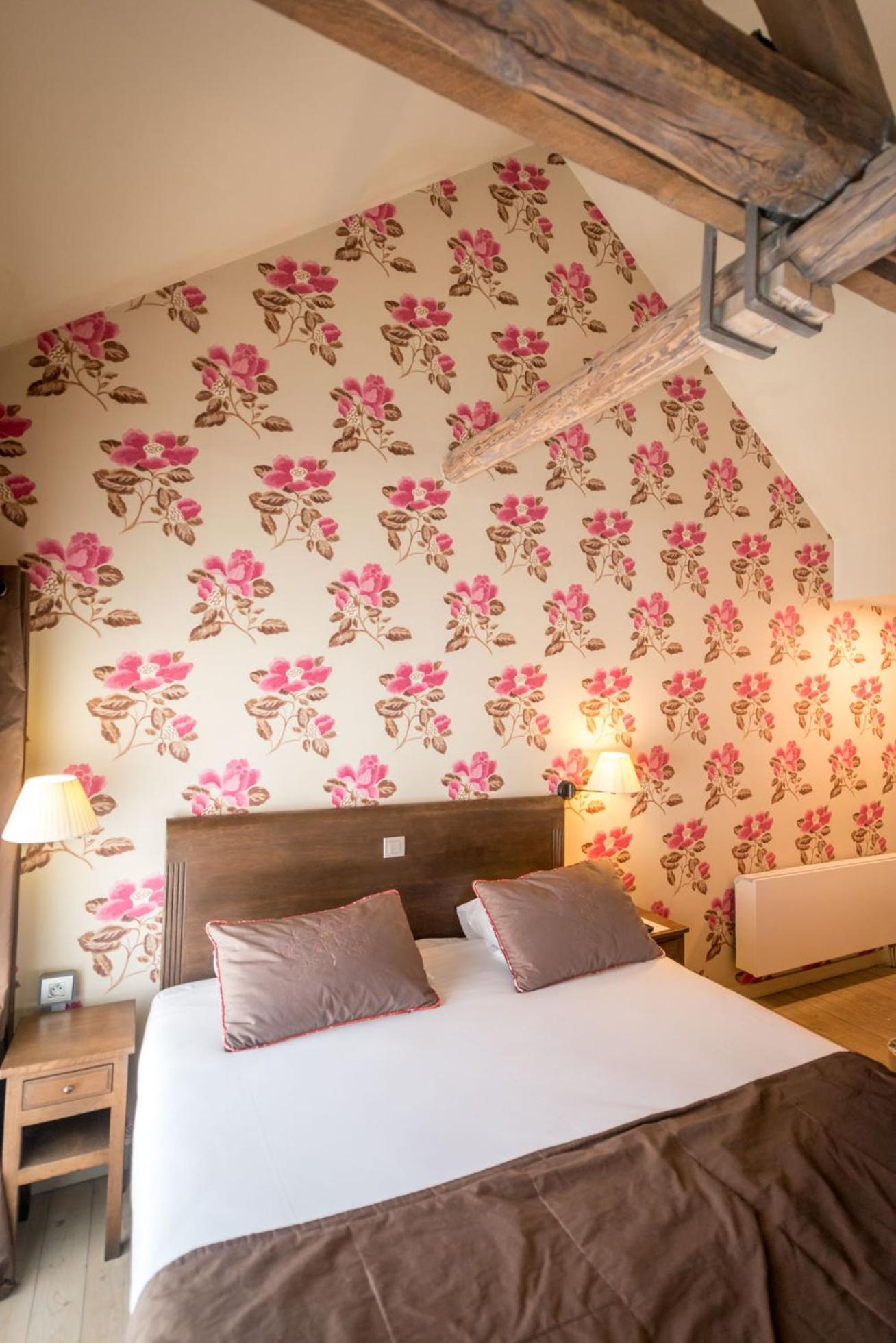 Standard Double Room - Photo 22