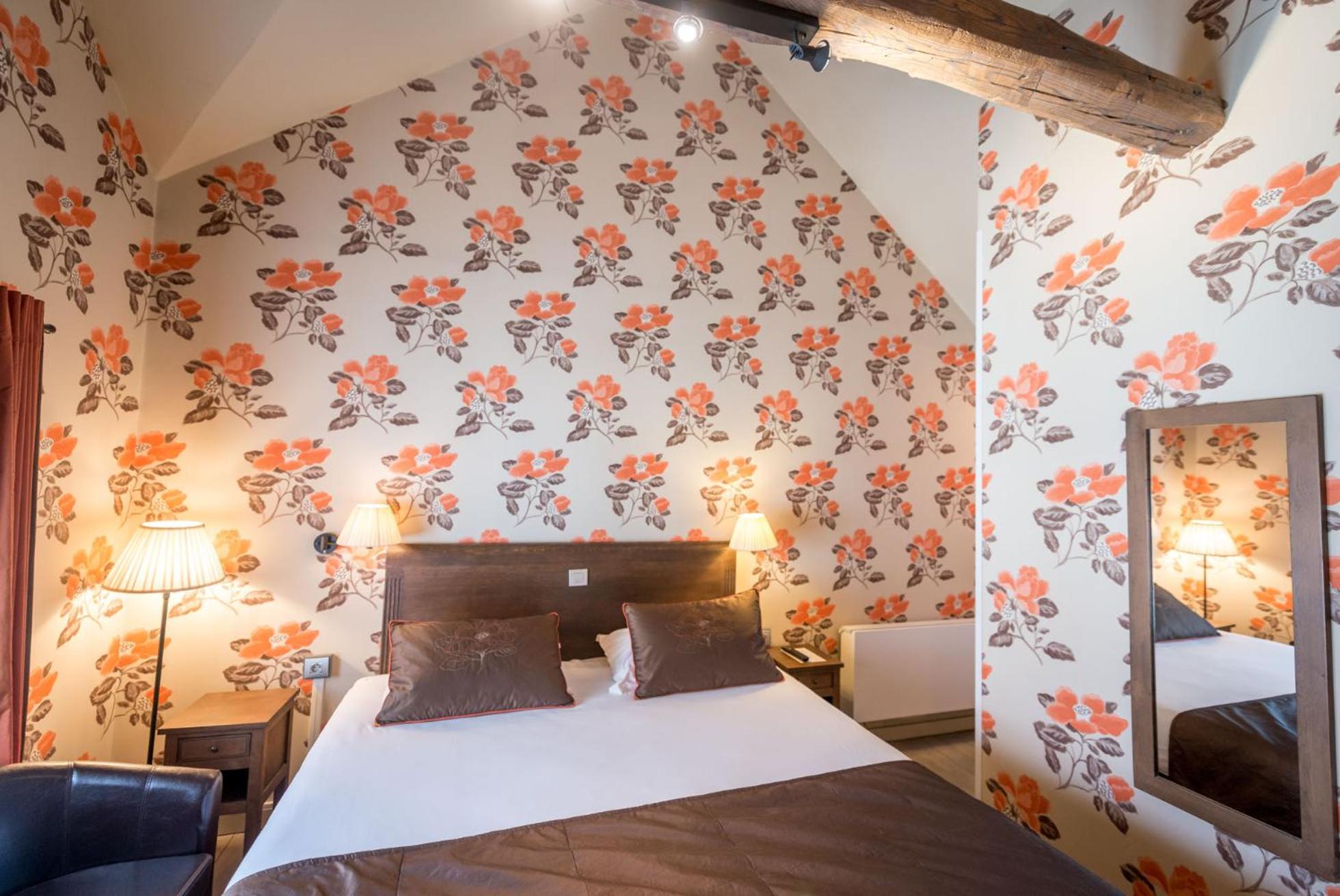 Standard Double Room - Photo 21