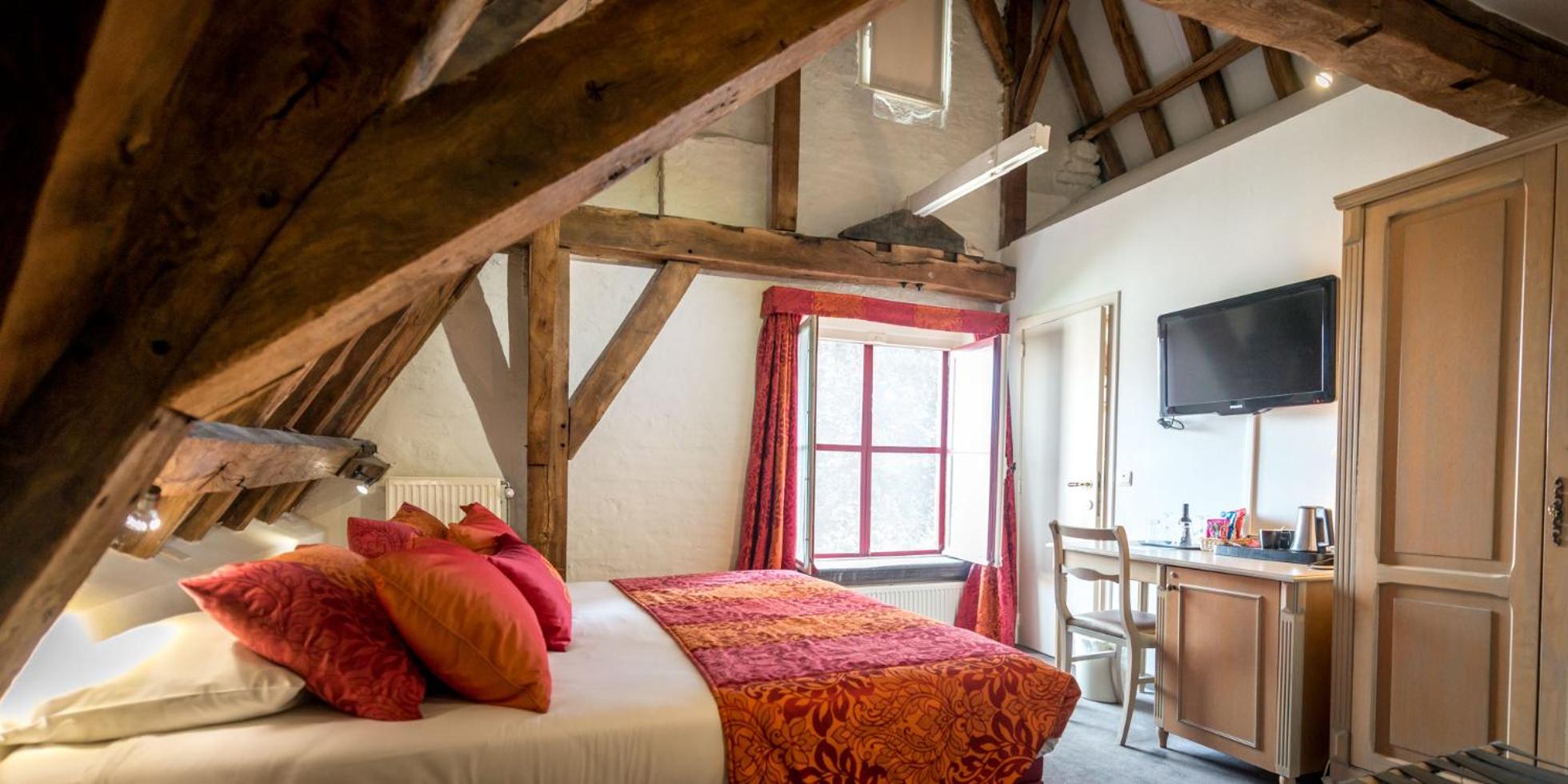 Standard Double Room - Photo 20