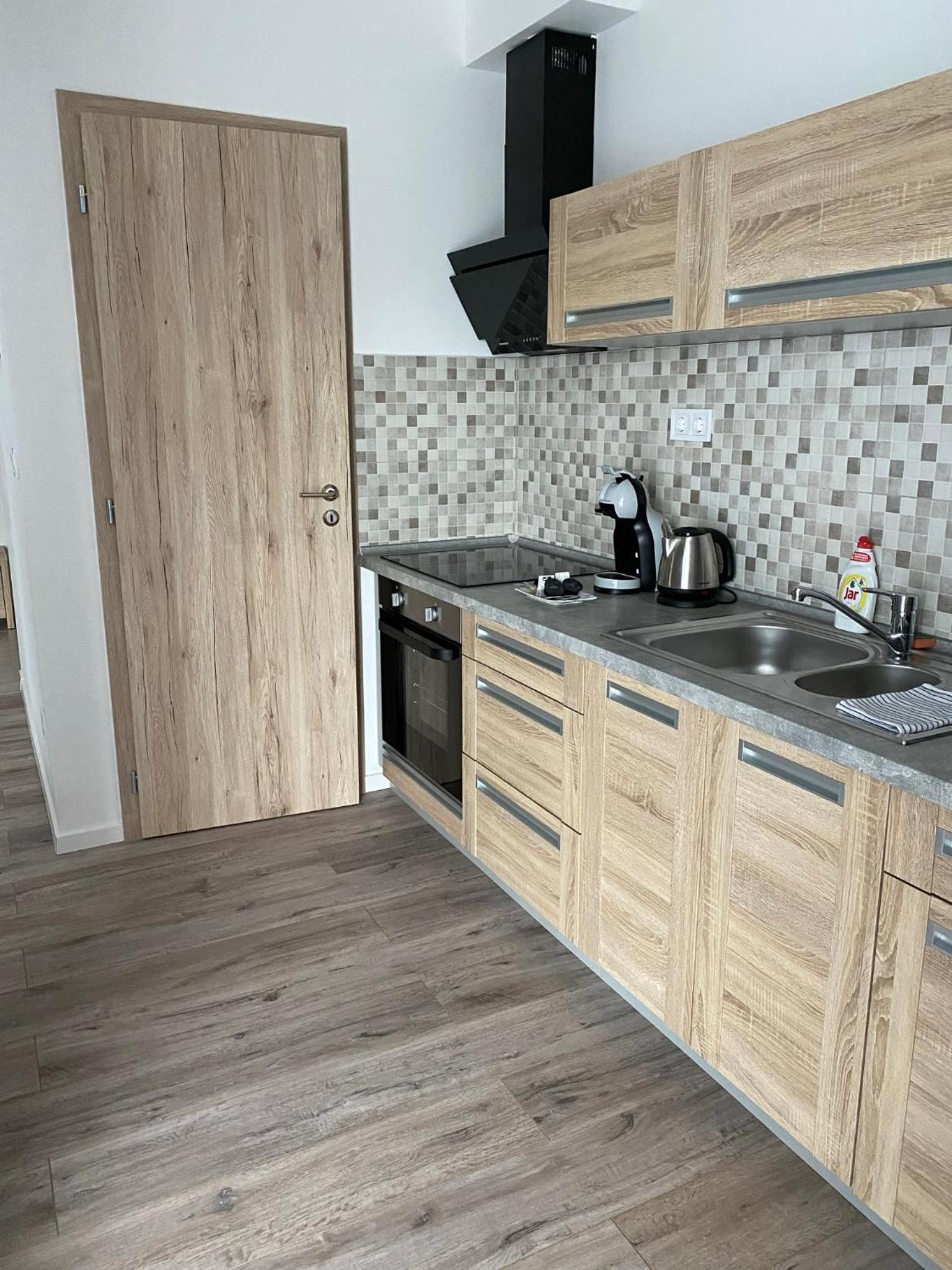 Studio Apartment - Photo 3