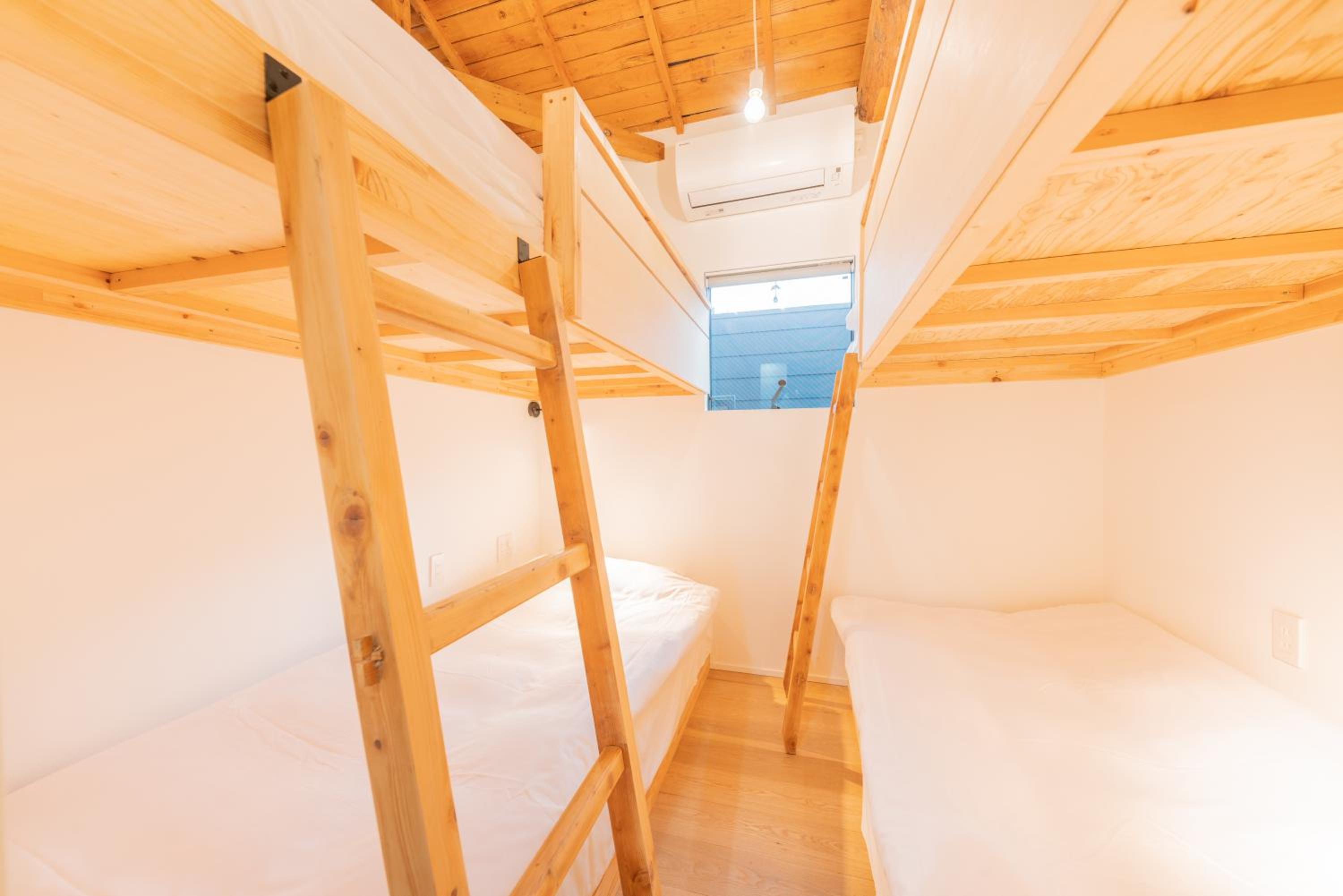Studio Apartment - Photo 12